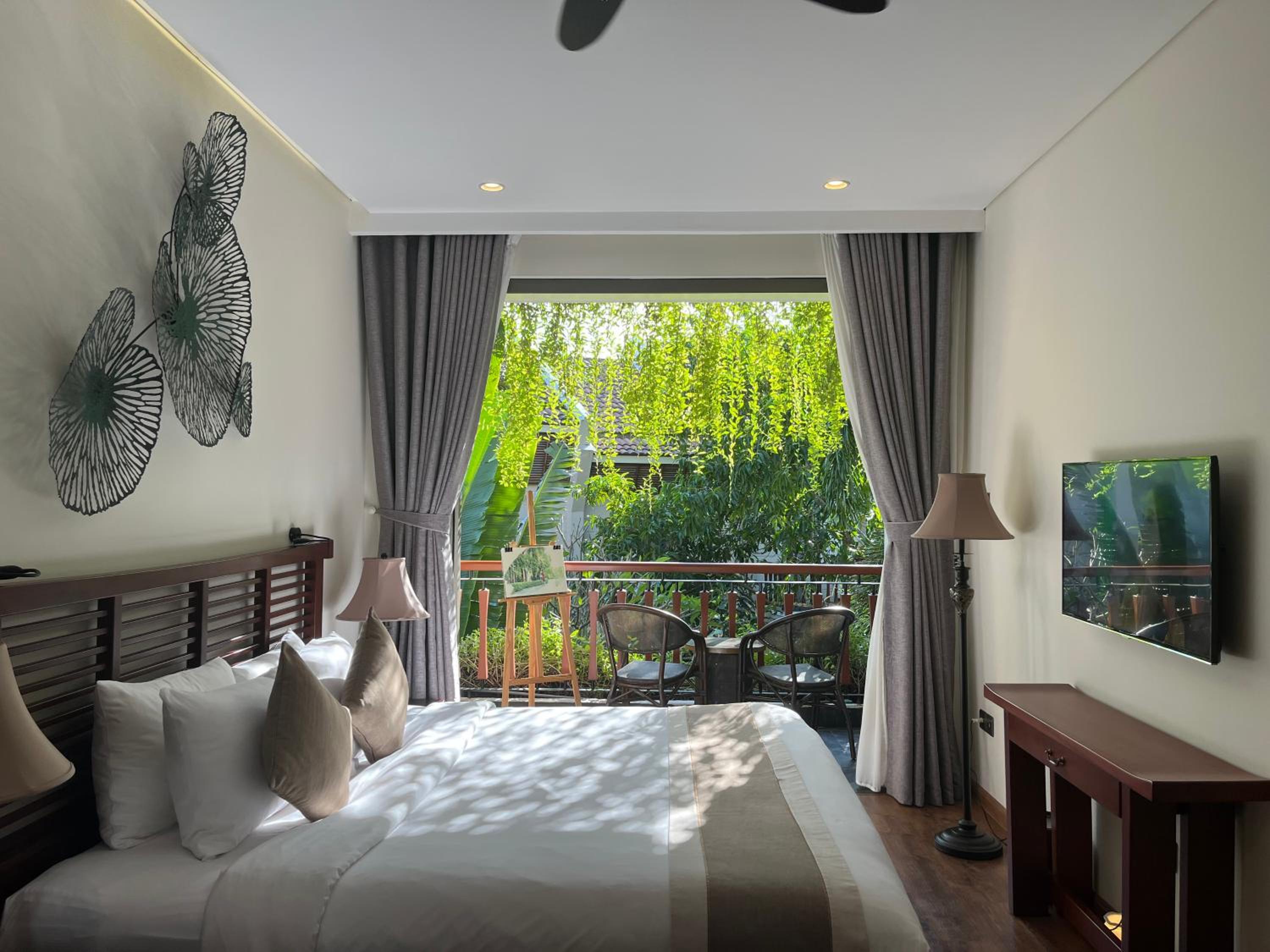 Superior Room with Garden View