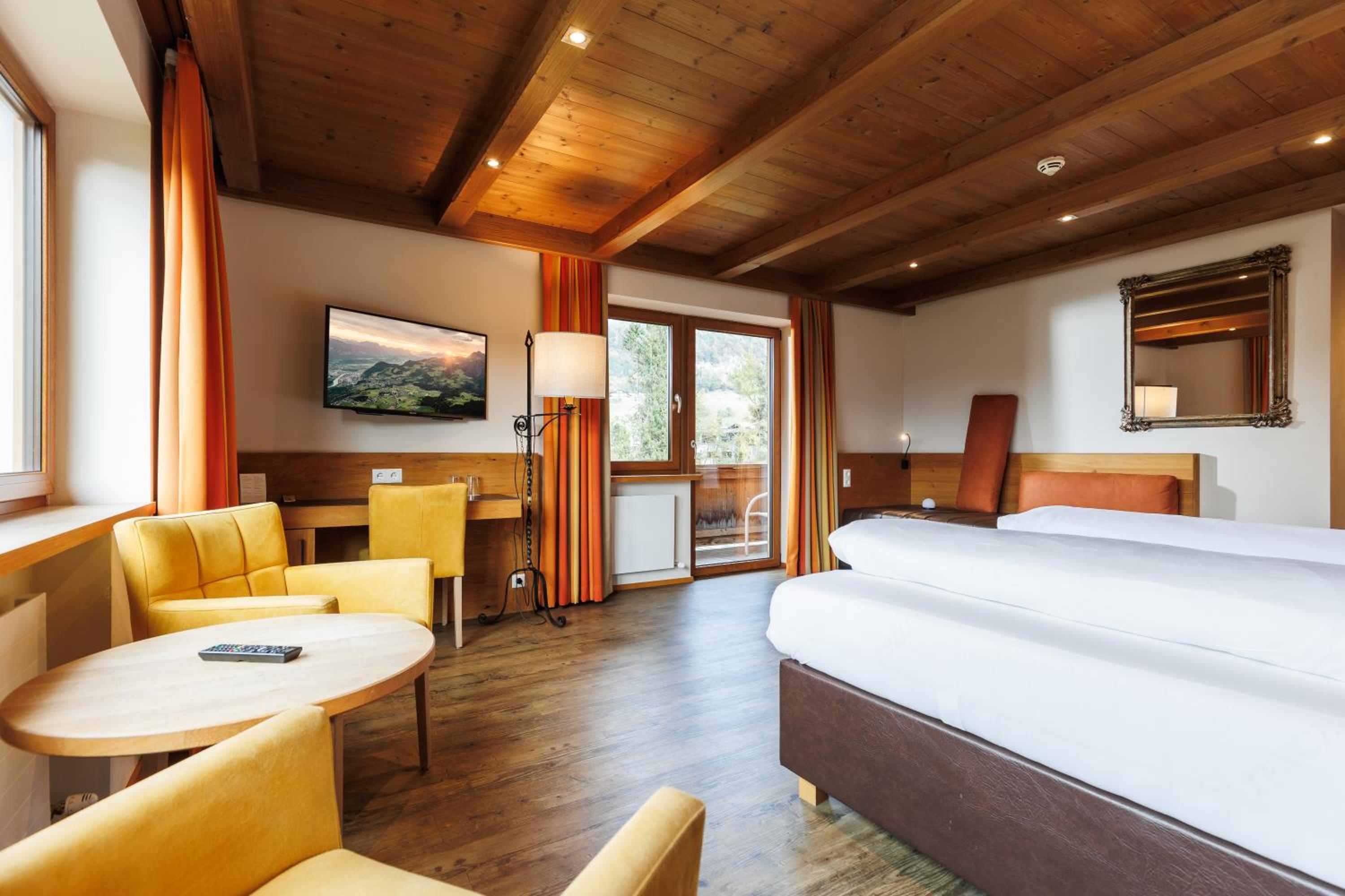Deluxe Double Room with Balcony