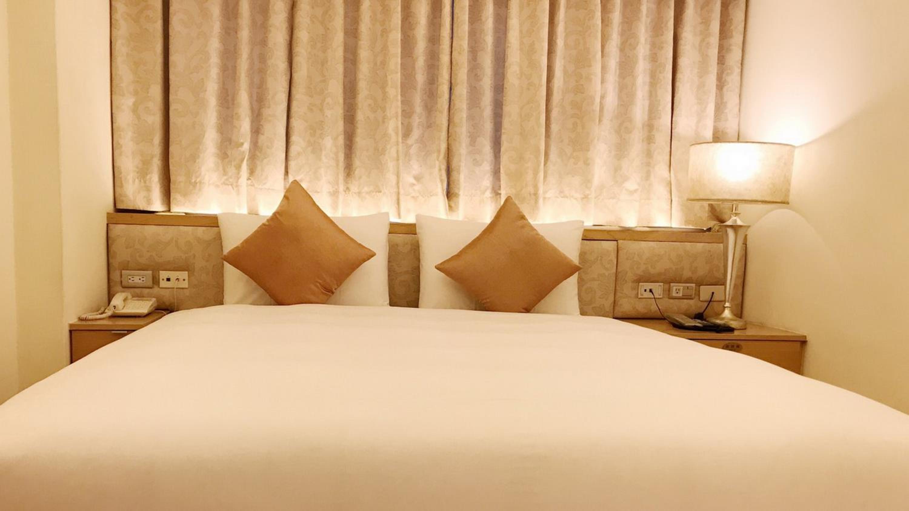 Basic Double Room