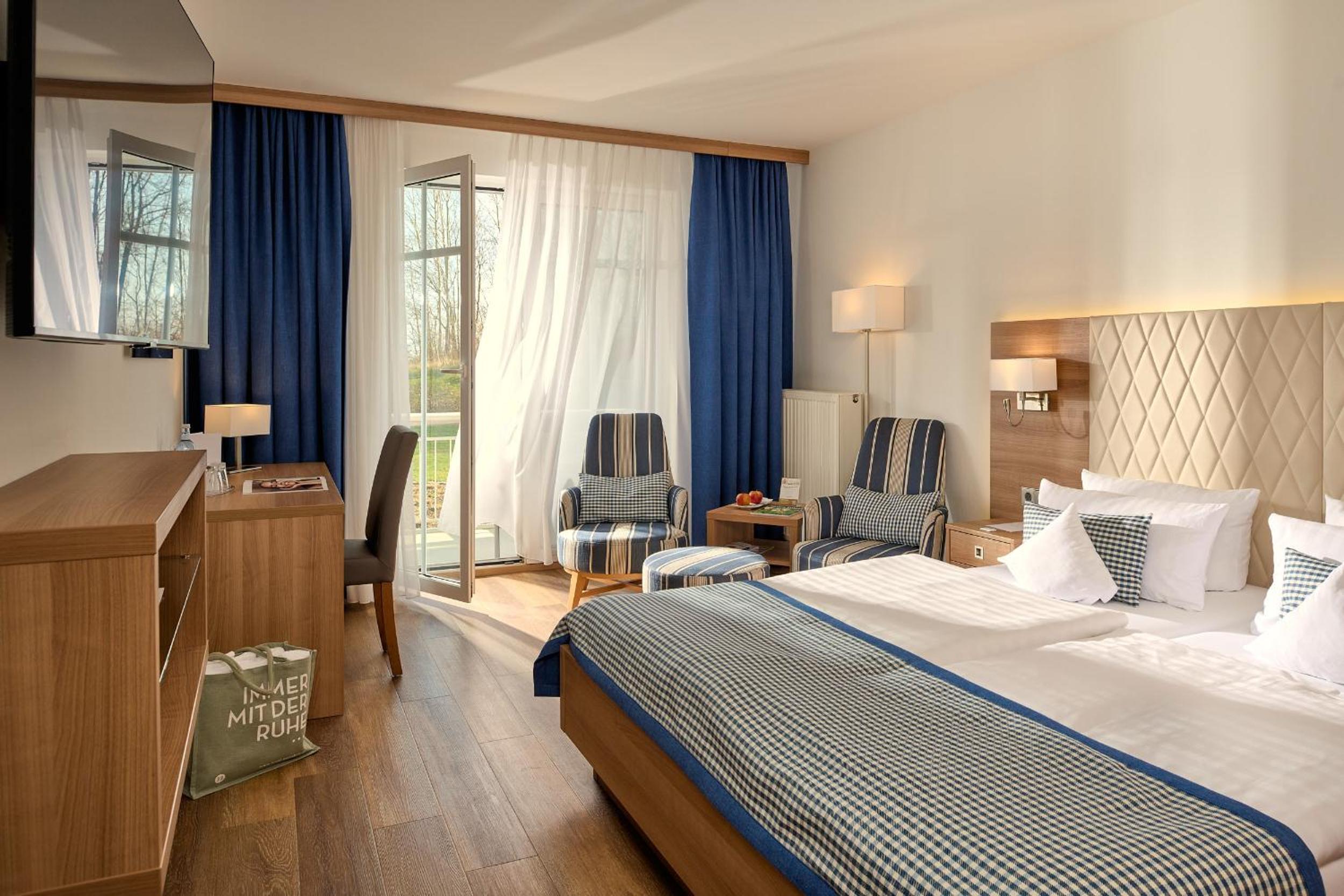 Double Room with Balcony and Direct View of the Sea Ground floor