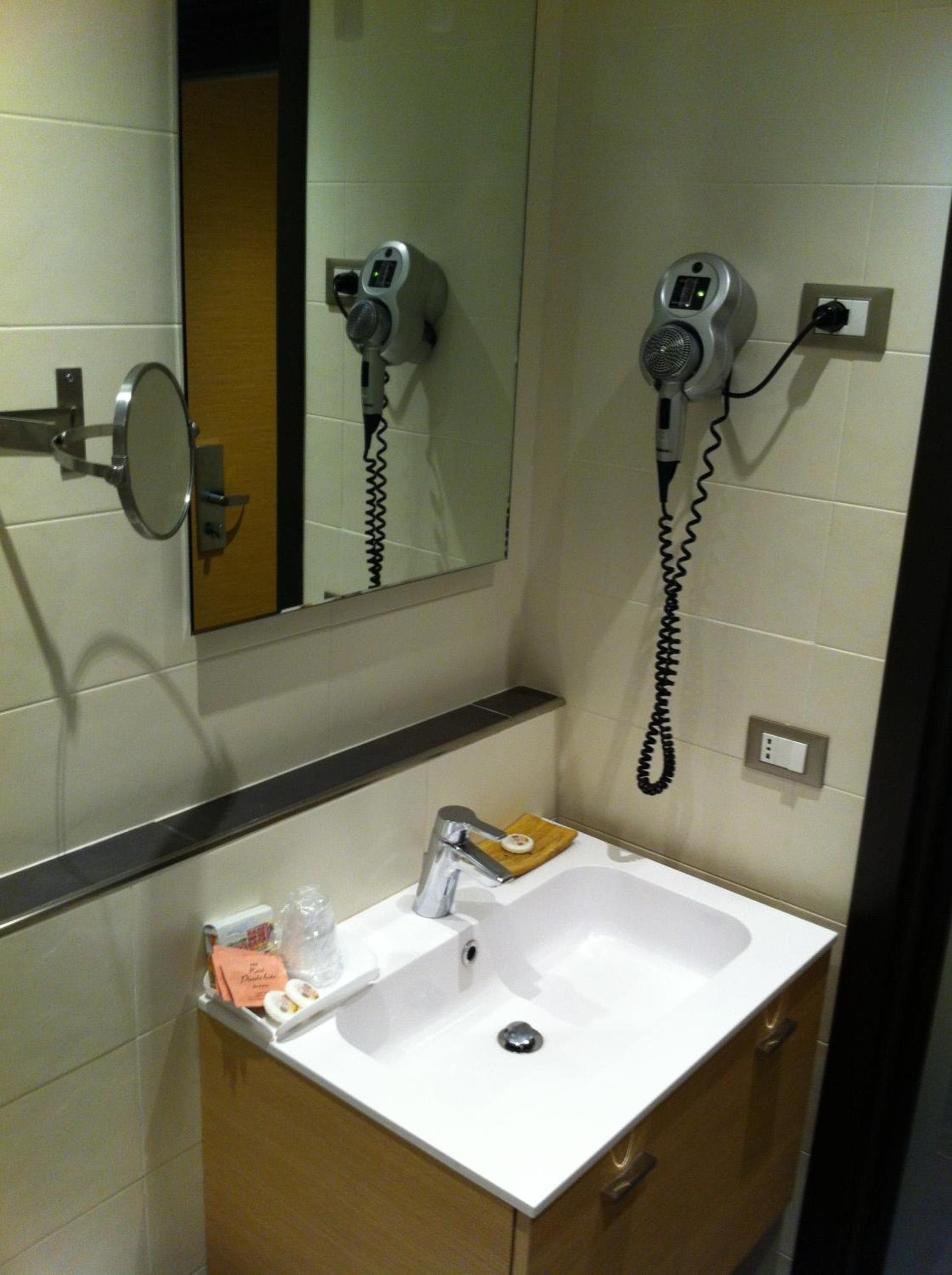 Deluxe Double Room with Balcony and Sea View