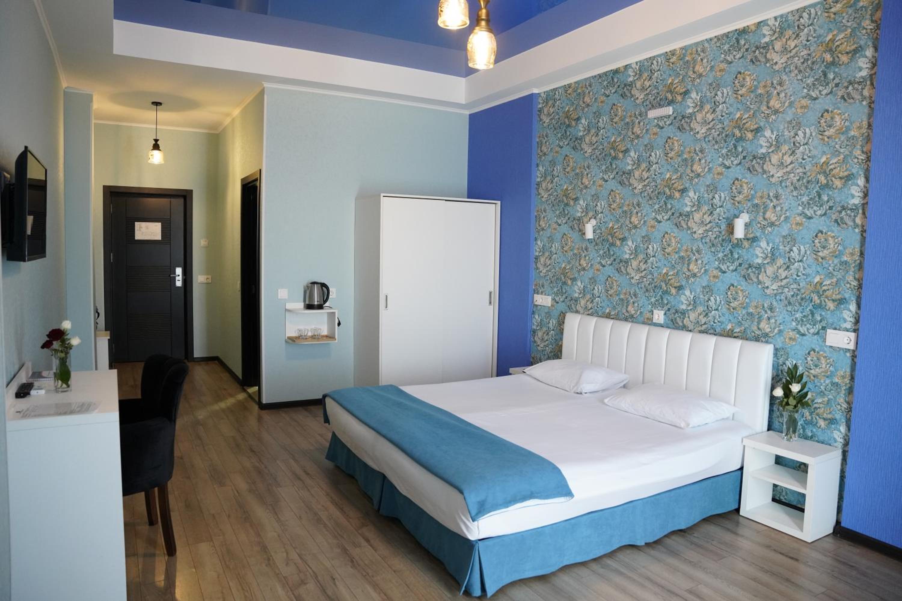 Deluxe Double or Twin Room with Balcony