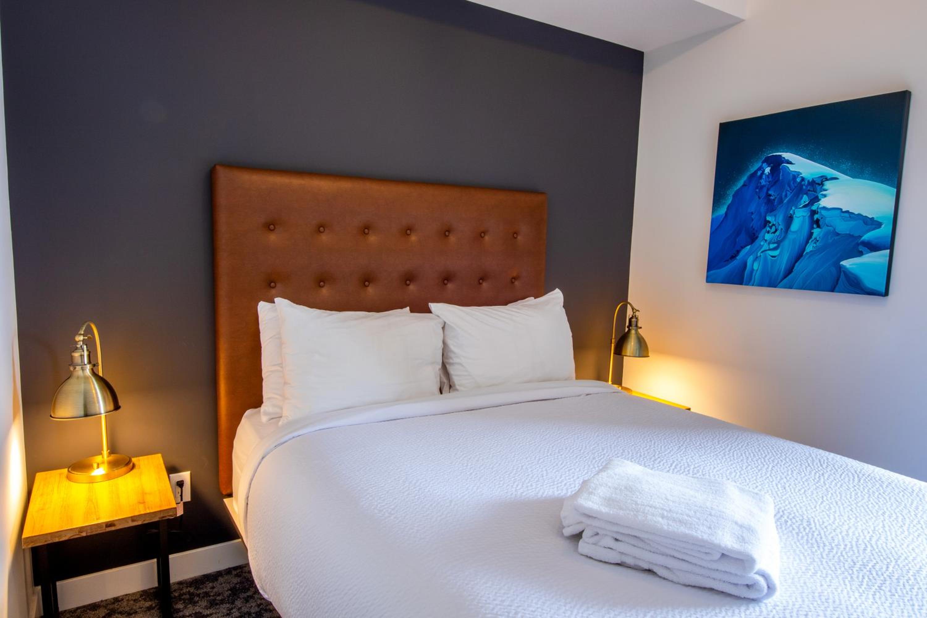 Three Bedroom Bunk bed Apartment