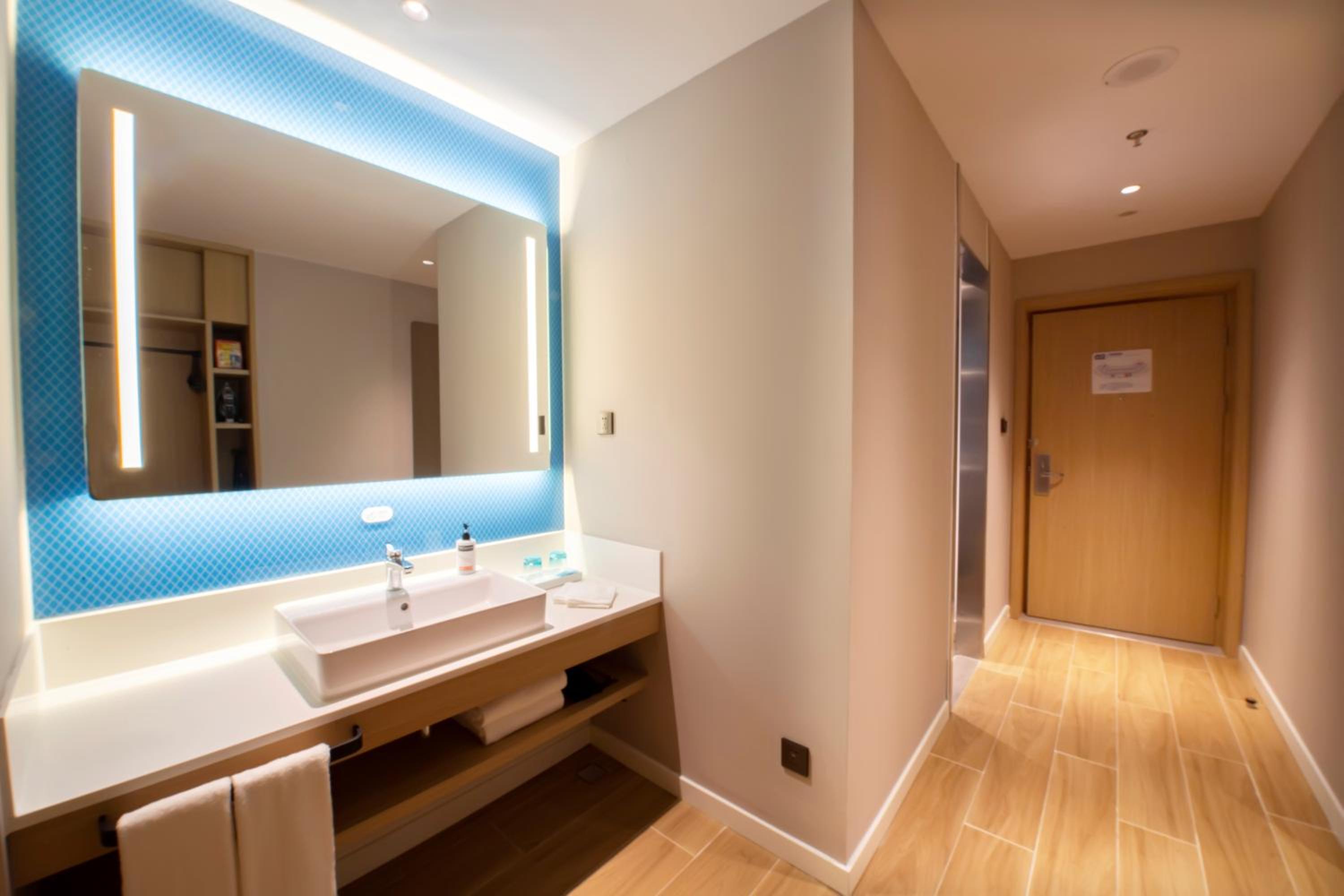 Standard Twin Room with Extra Floor Space