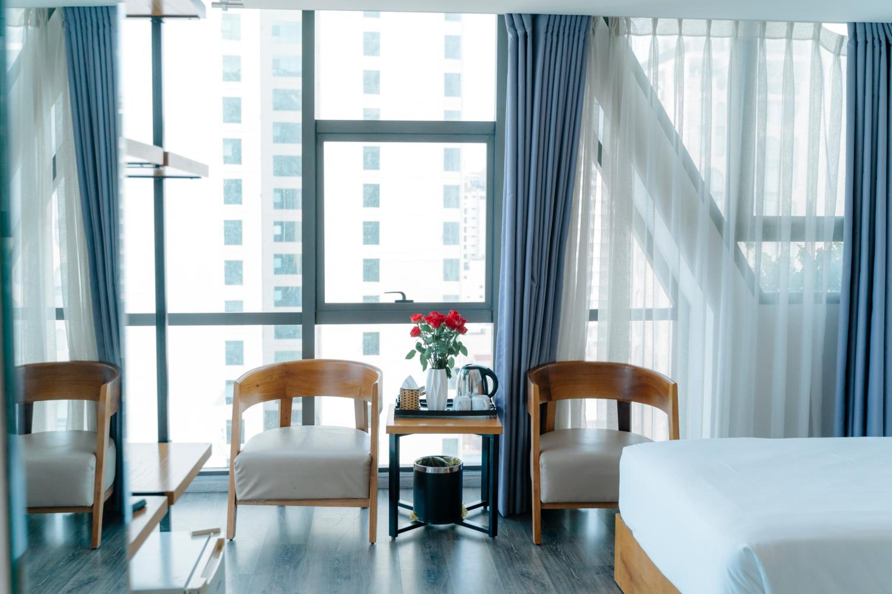 Senior Deluxe Room with Sea View