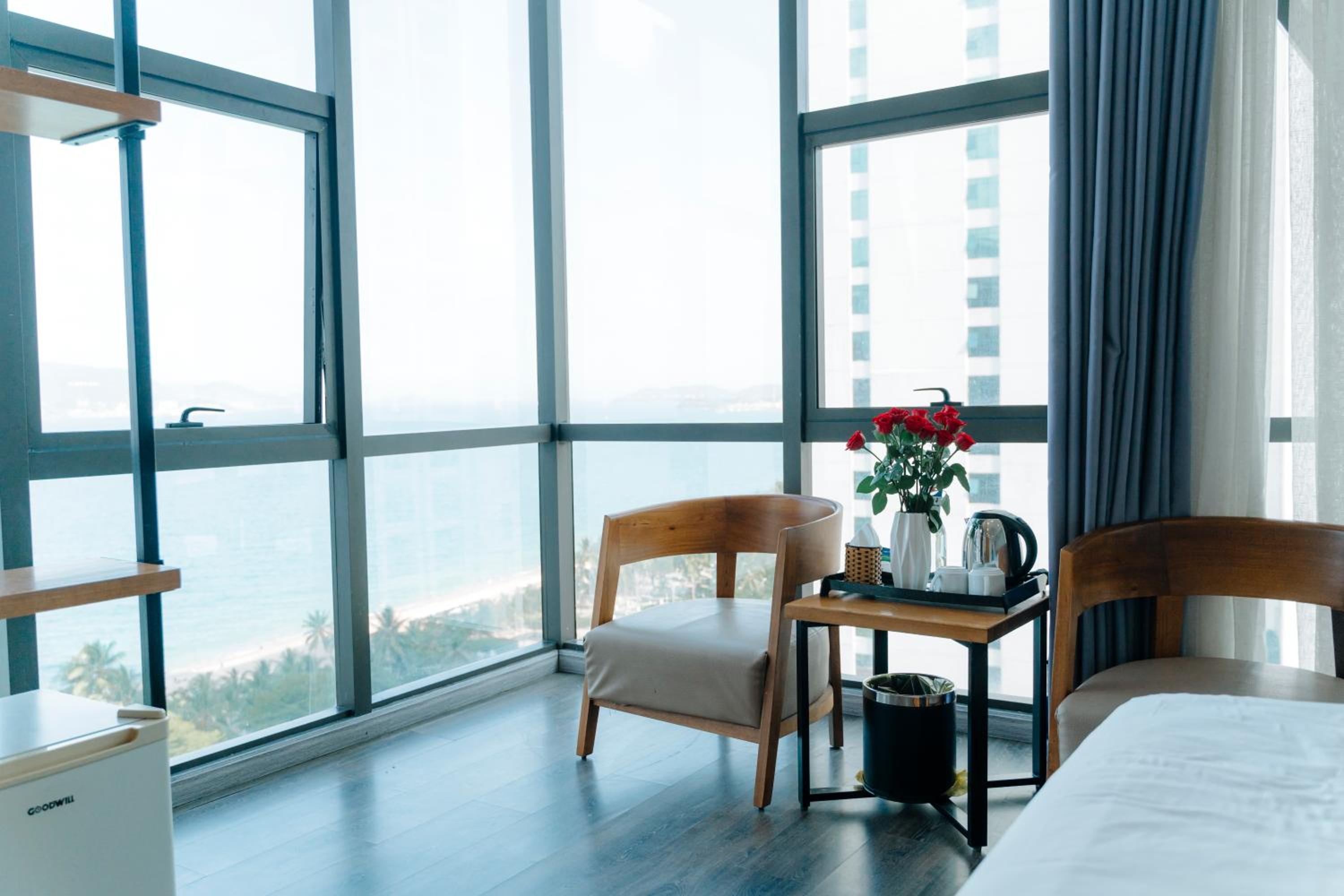 Senior Deluxe Room with Sea View