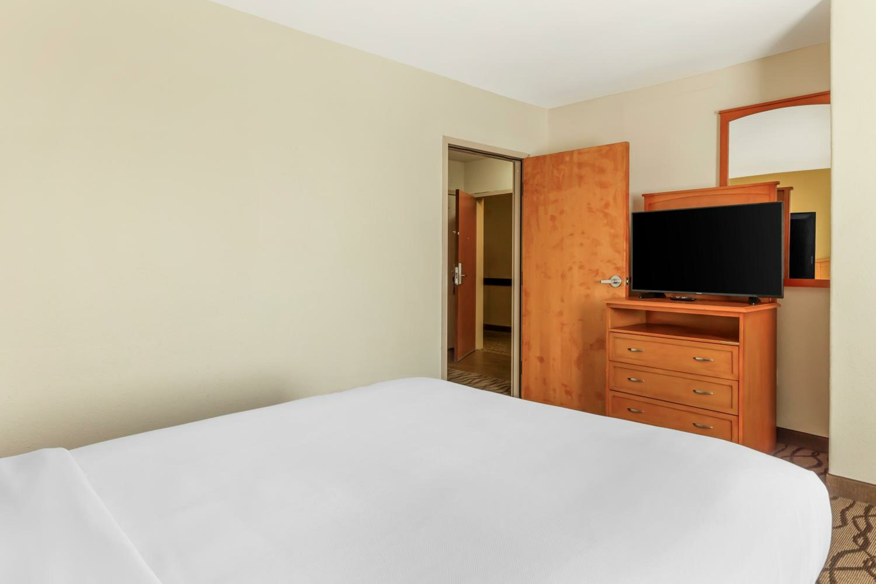 King Room - Non-Smoking