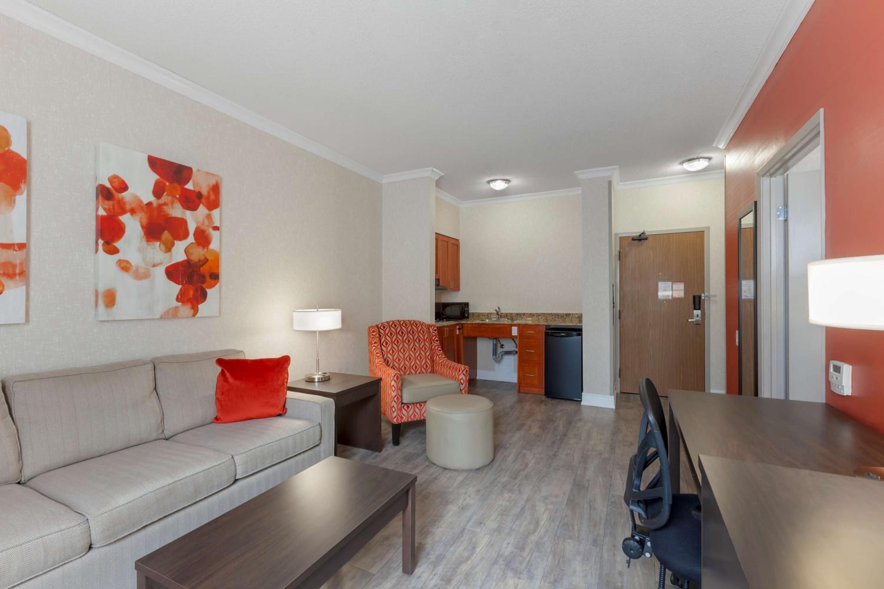 King Suite with Roll-In Shower and Sofa Bed - Disability/Non-Smoking