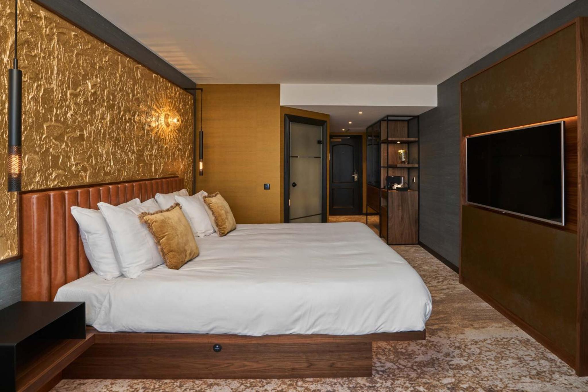 Dutch Design Double Room with Balcony