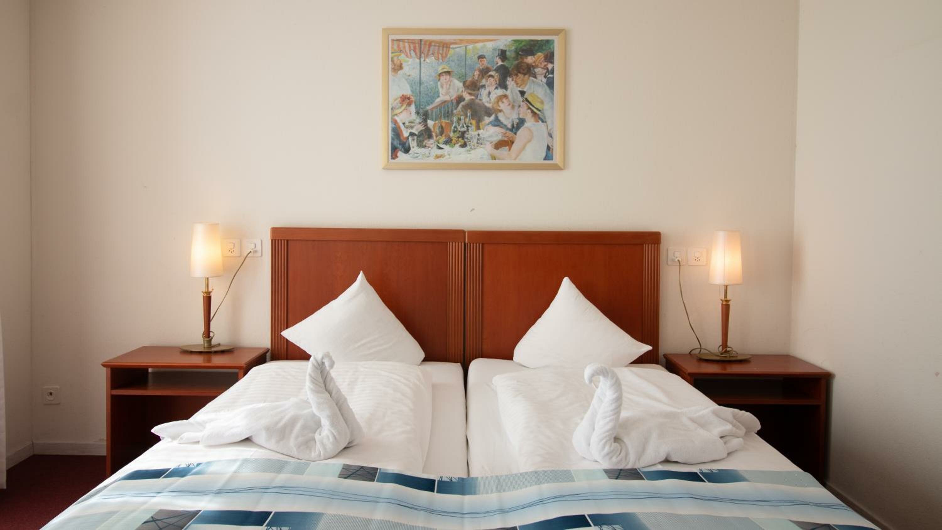 Double Room with Lake View