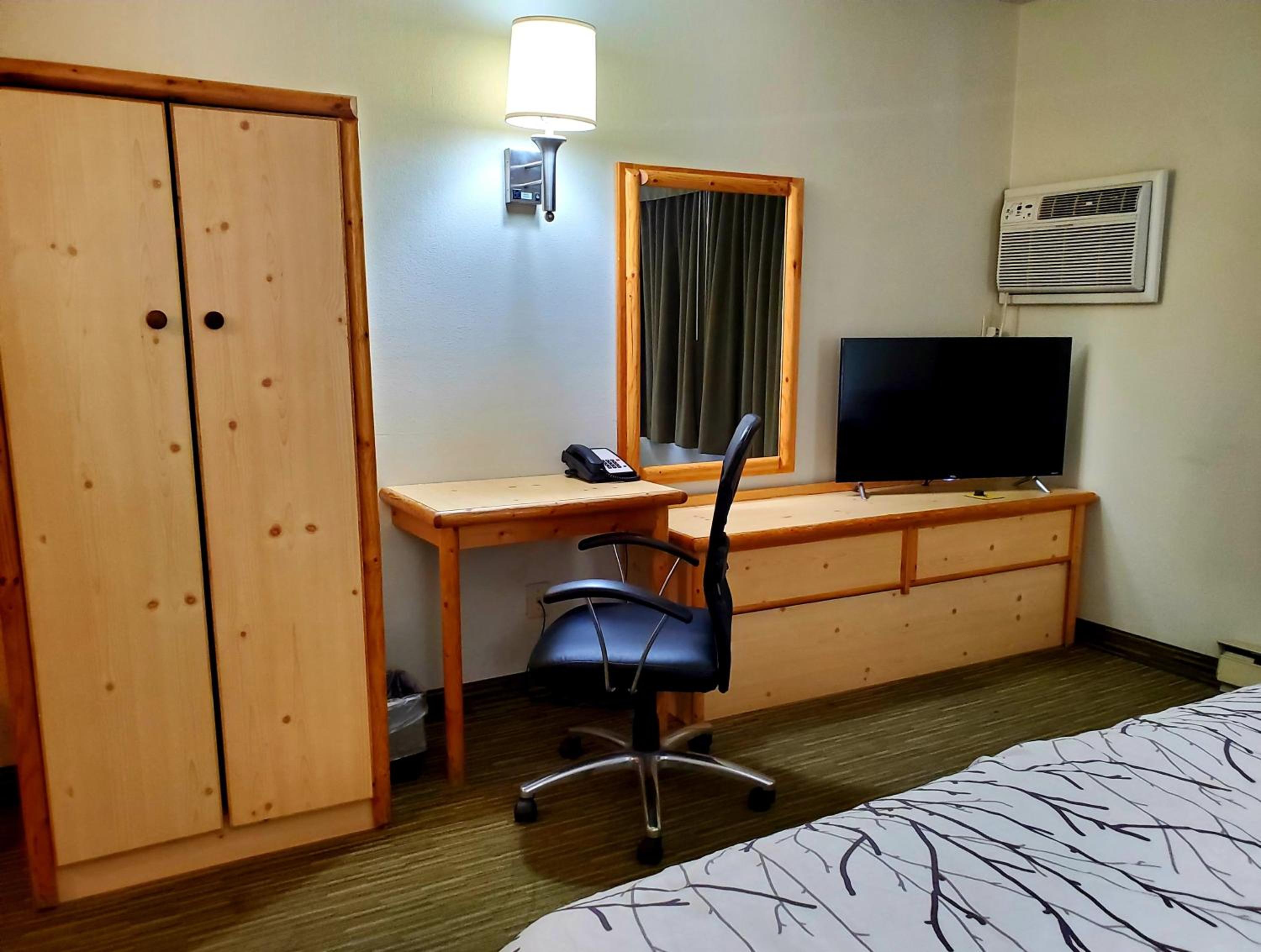 King Room - Non-Smoking