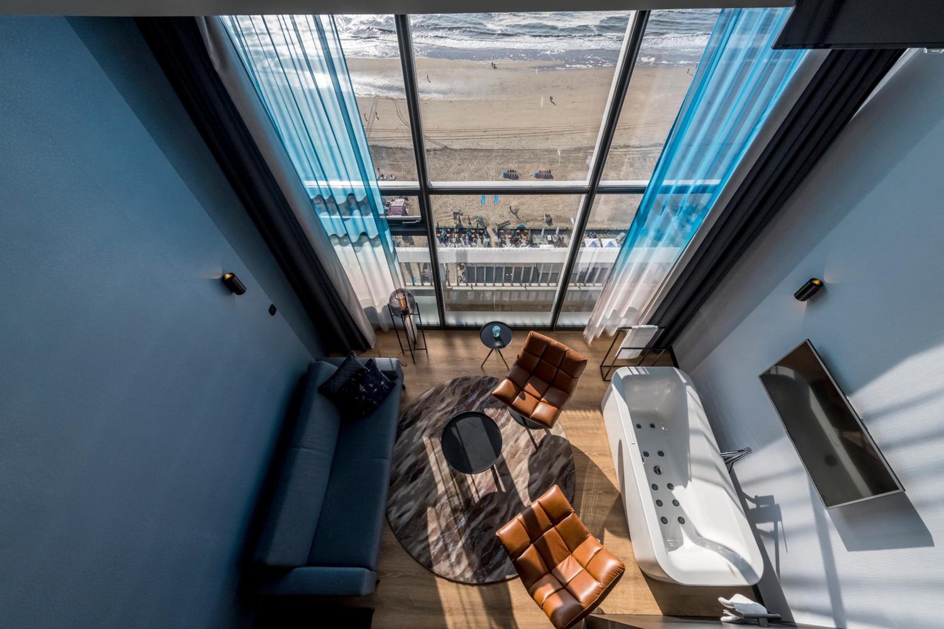 Loft 18K1 full sea view and with bathtub