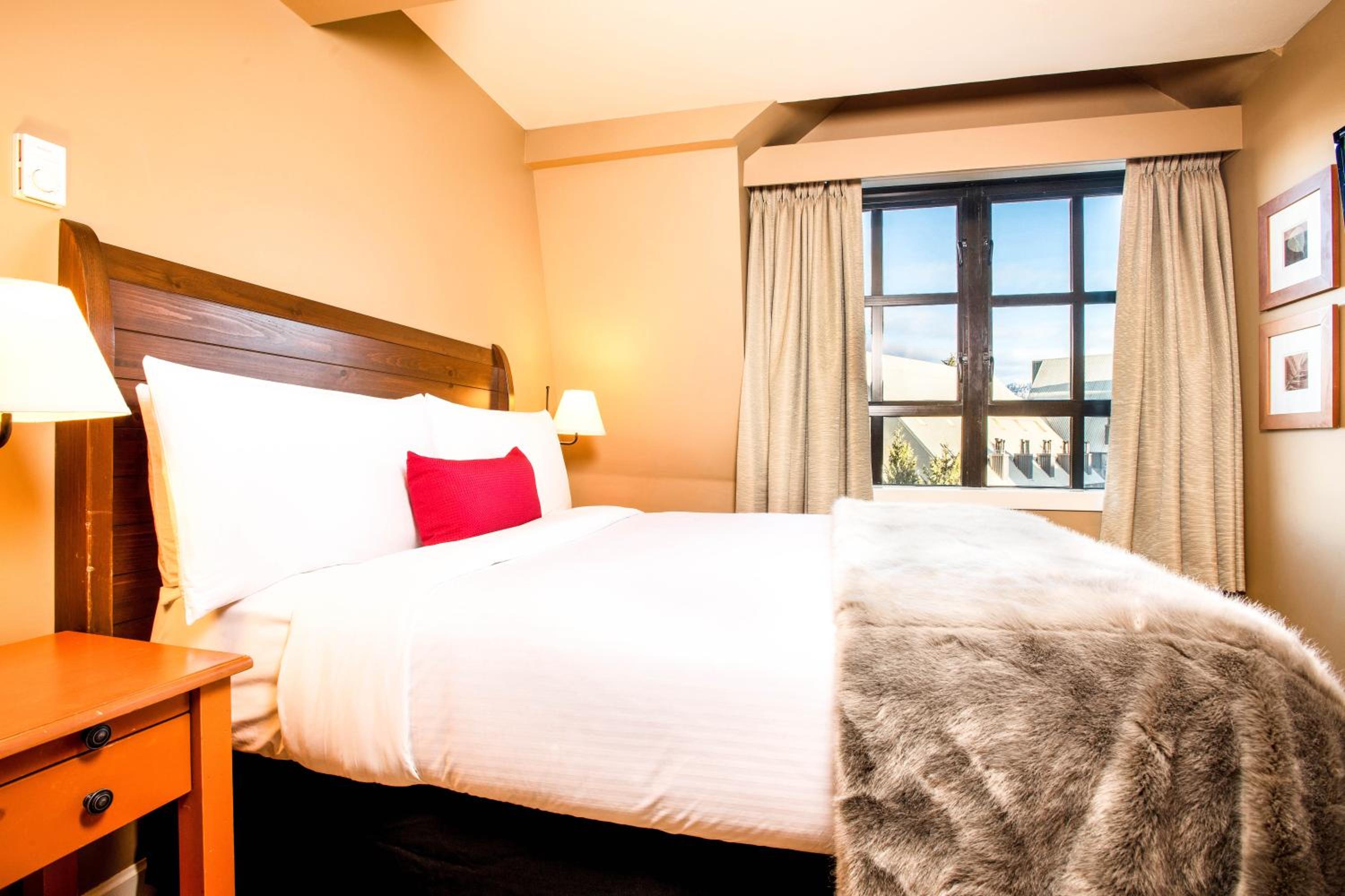 Two-Bedroom Suite - Premium Valley View