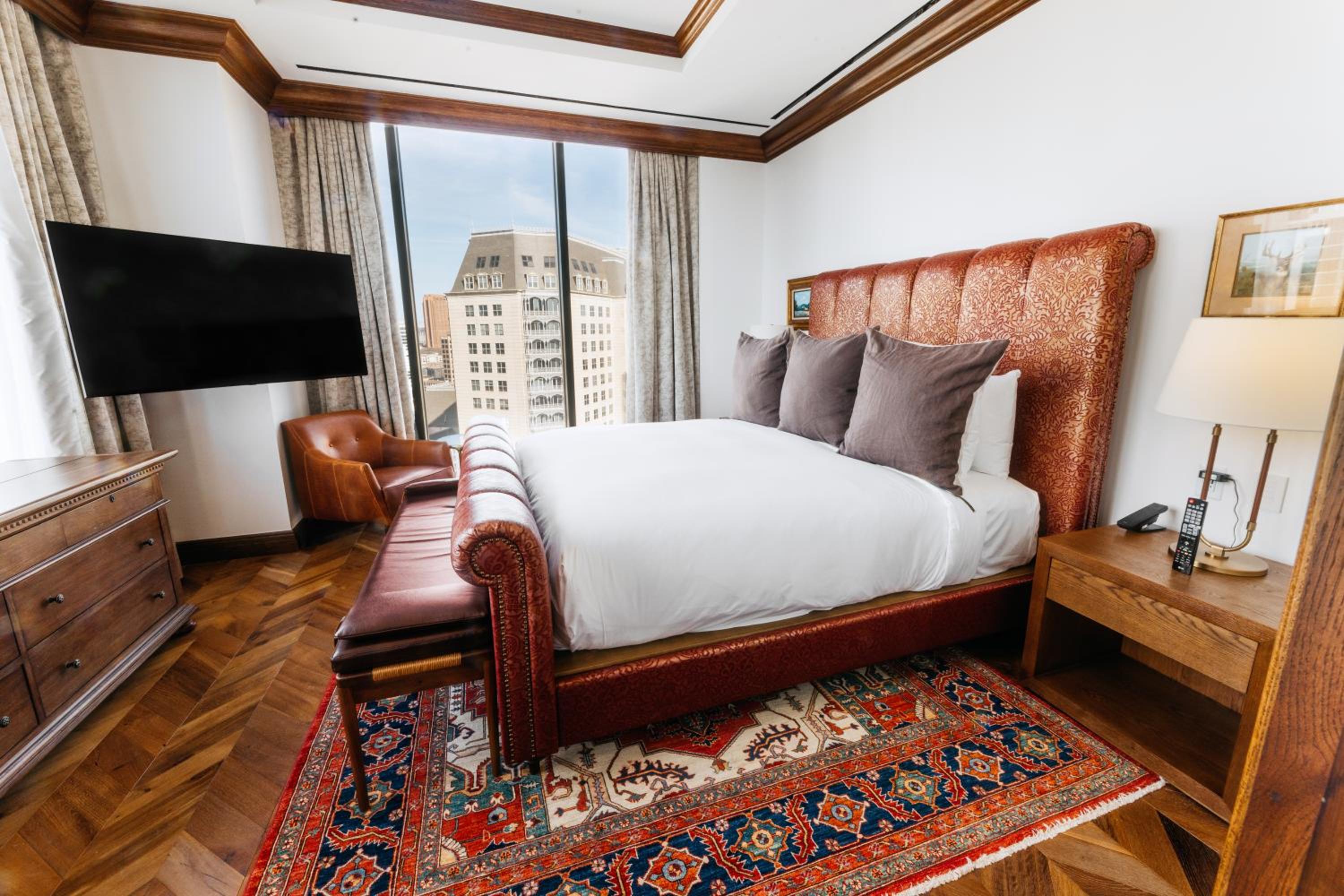 Suite with City View