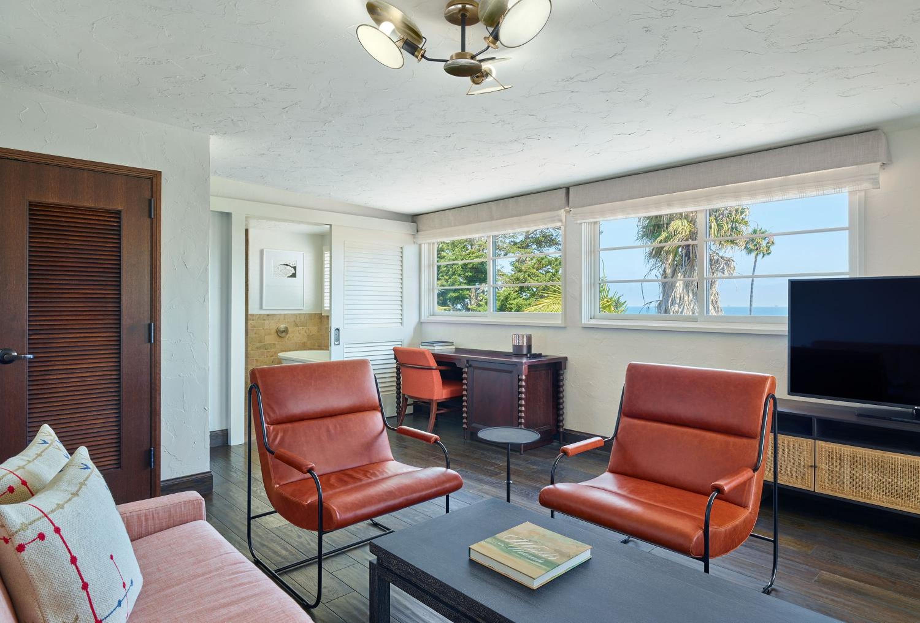 King Suite with Ocean View