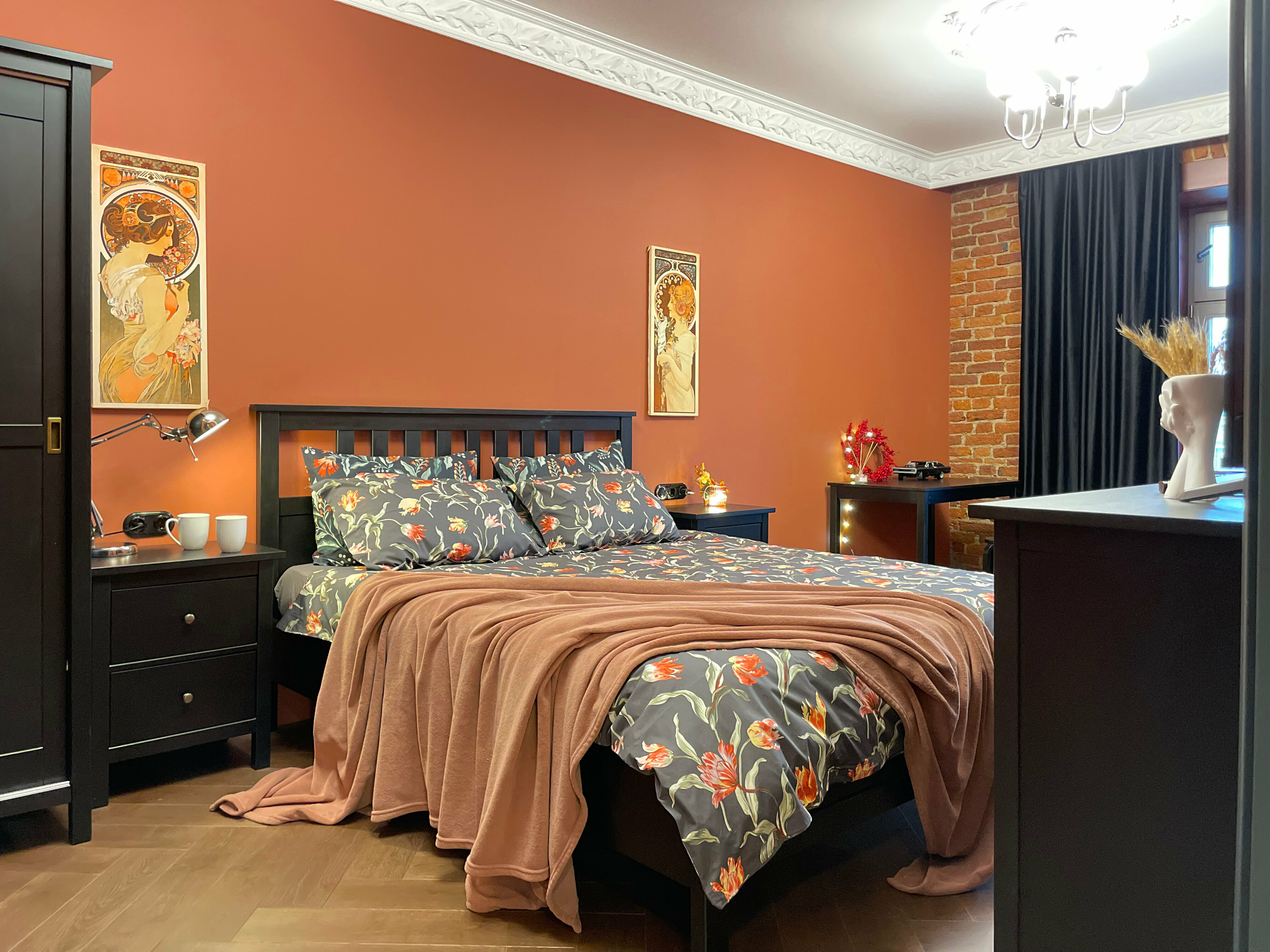 Трехкомнатная квартира с видом на Фонтанку