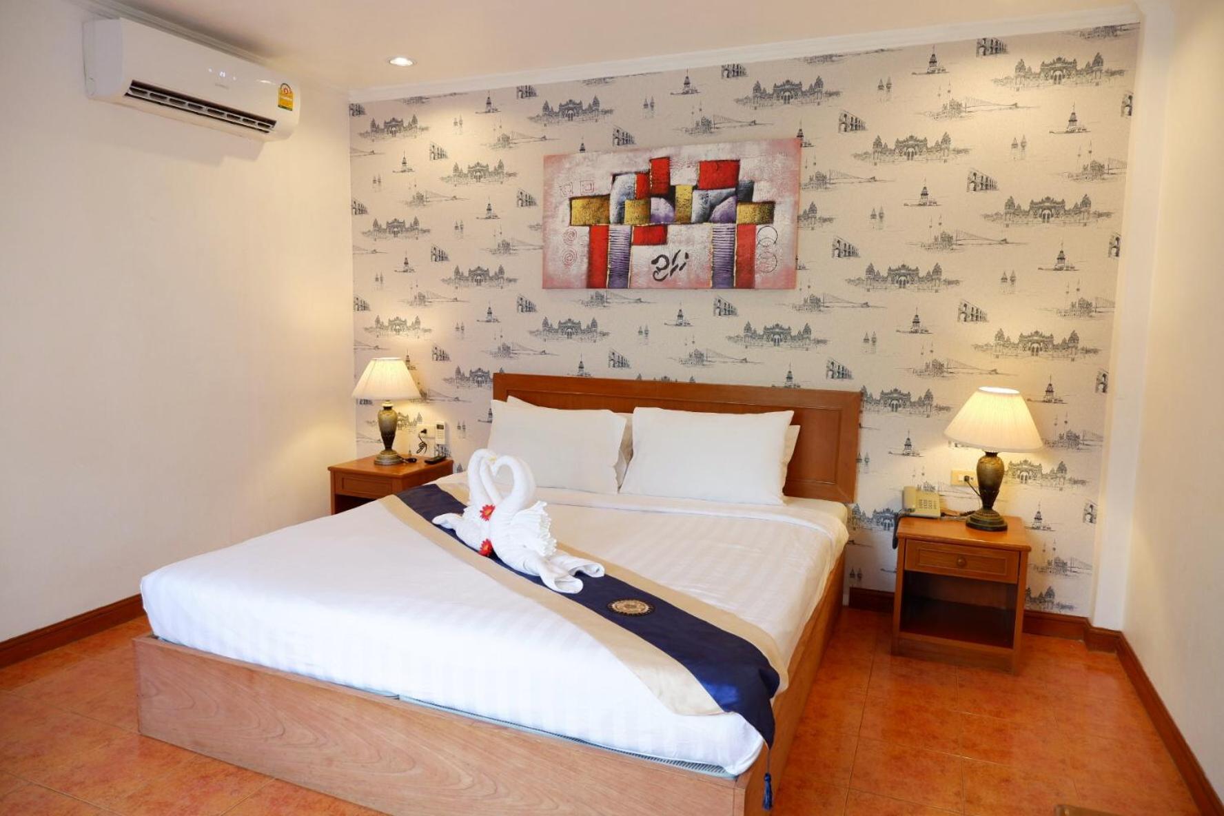 Four-Bedroom Deluxe Apartment