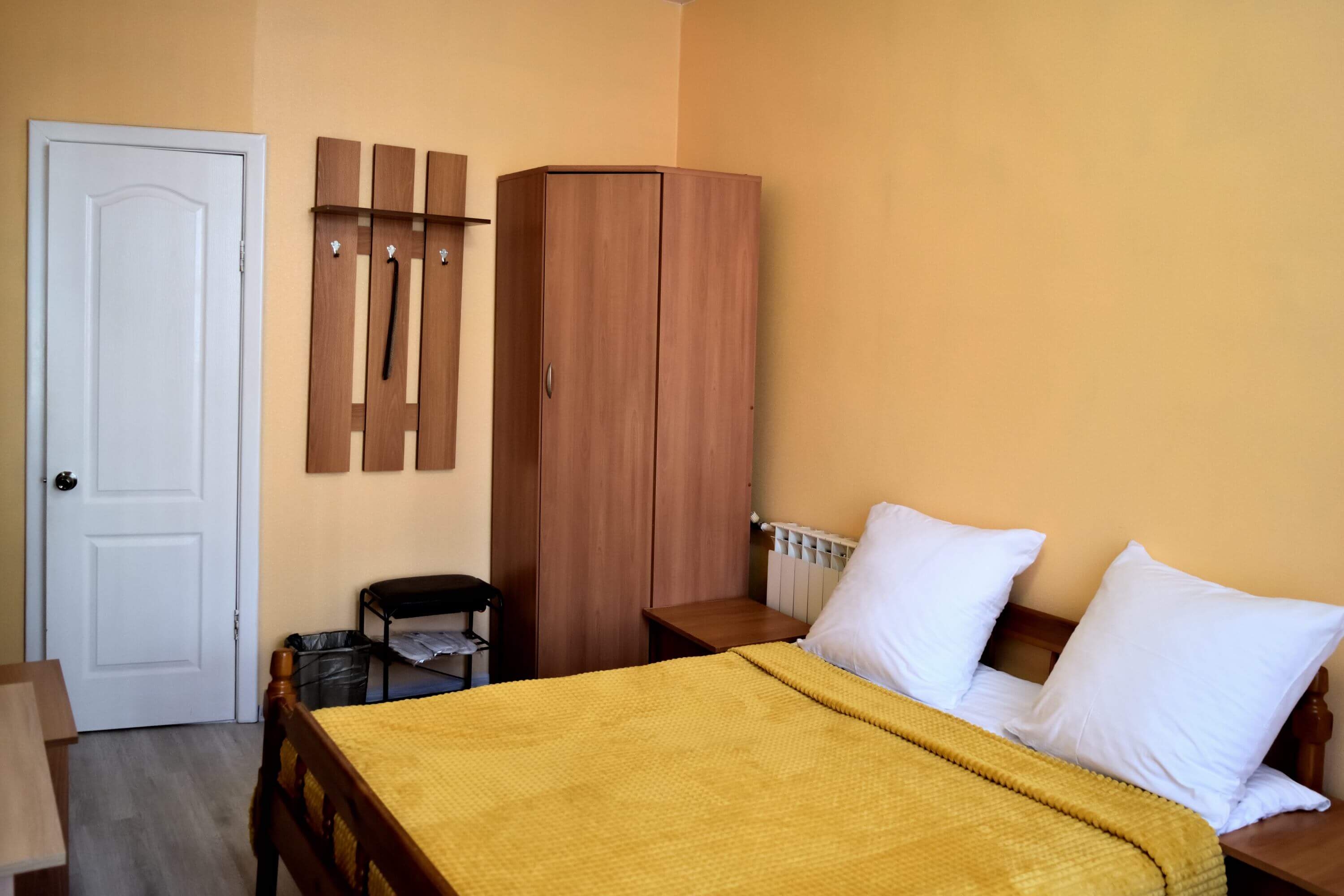 №5. Семейный номер с дополнительным спальным местом и видом на горы