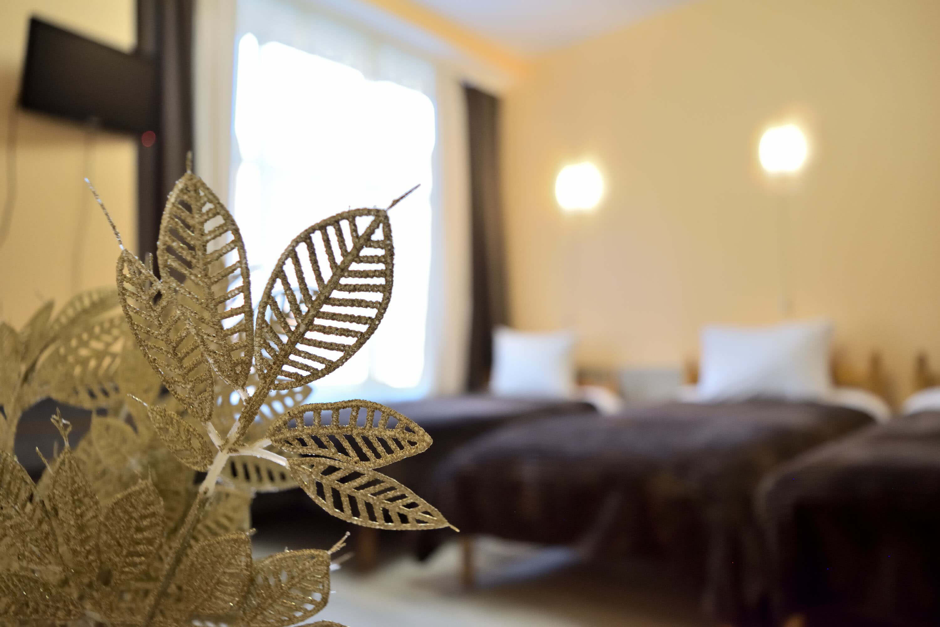 №6. Трехместный номер с дополнительным спальным местом и видом на горы