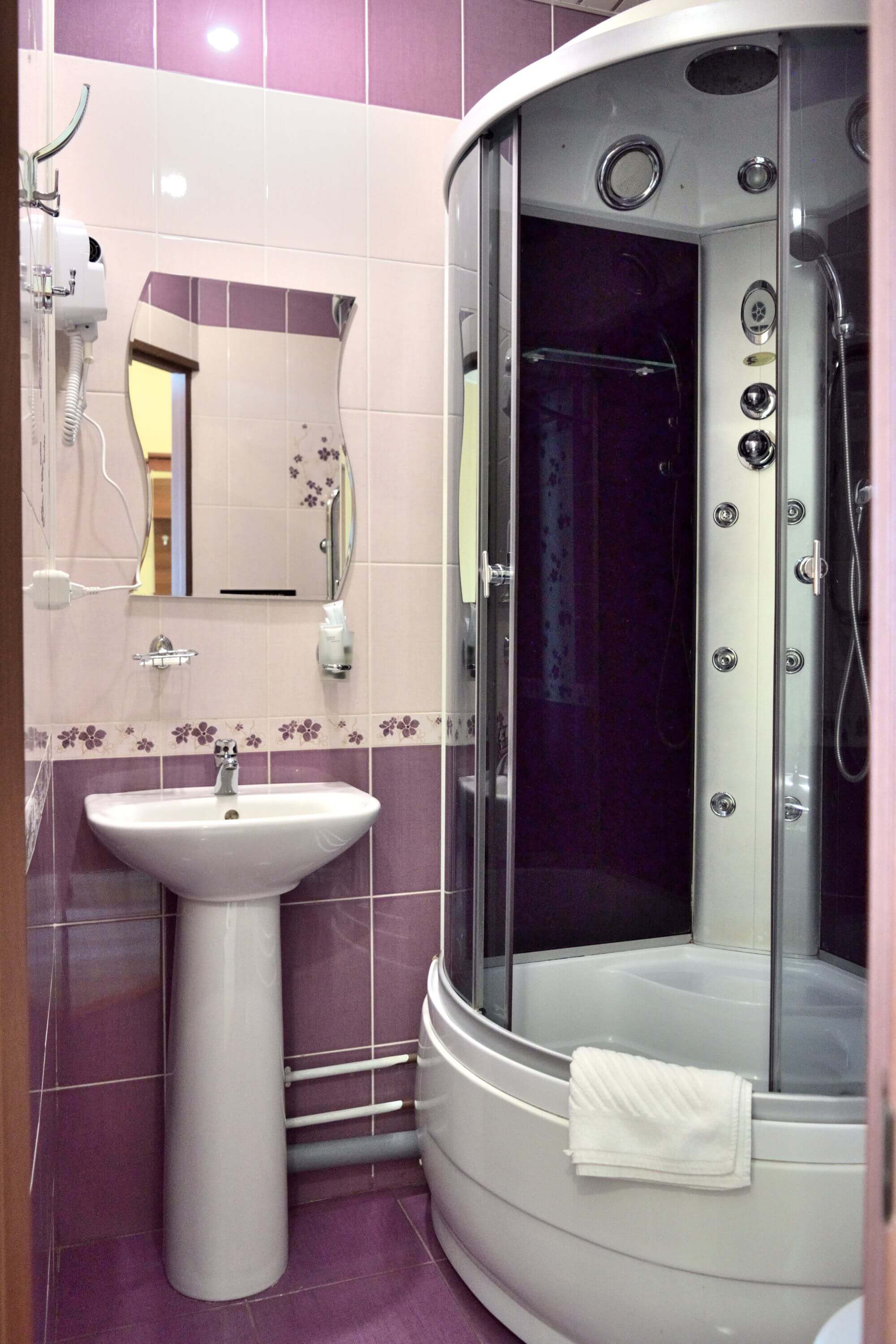 №2. Двухместный номер с видом на Байкал