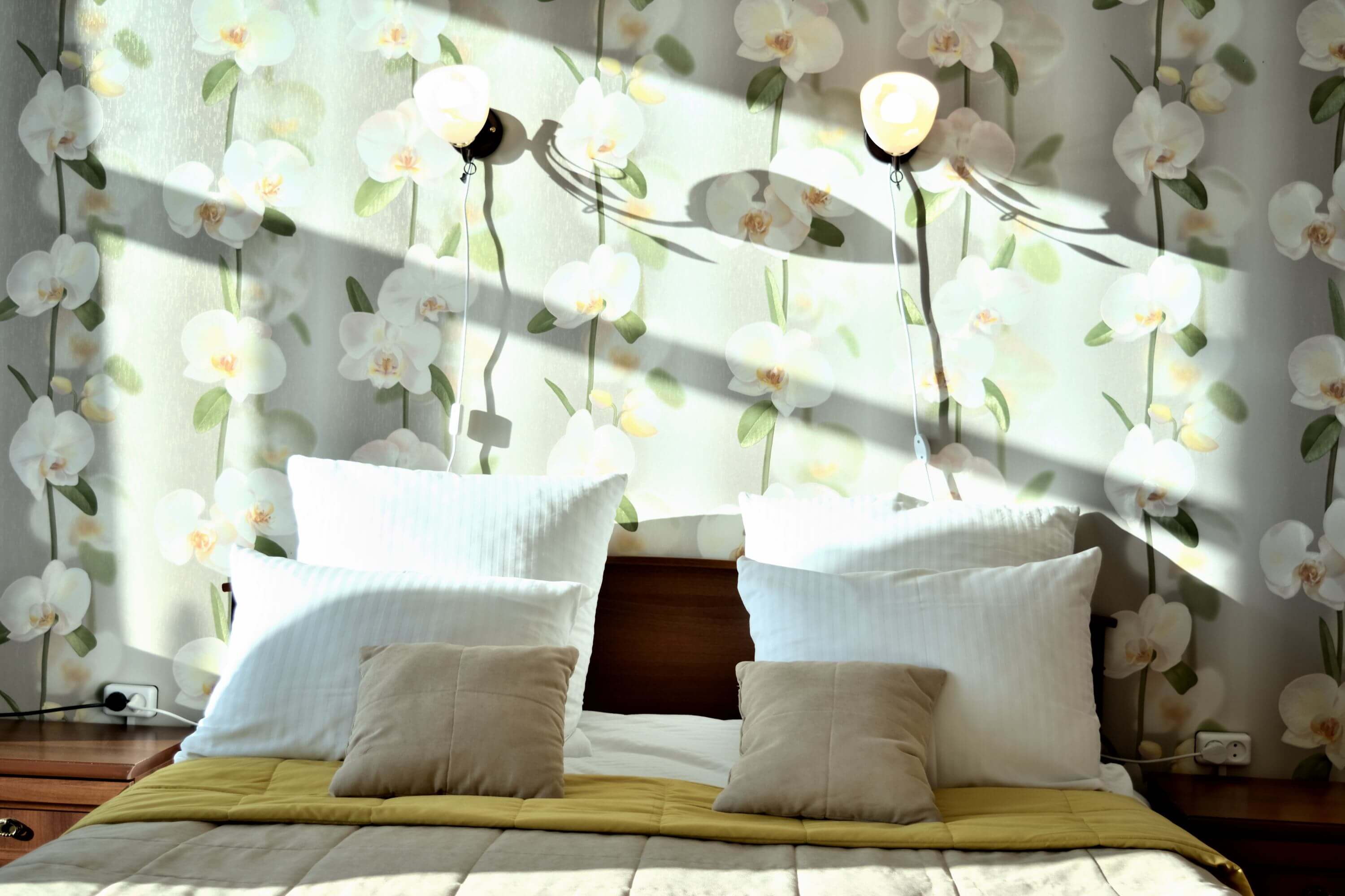 №11. Семейный номер с двуспальной кроватью, диваном и видом на Байкал