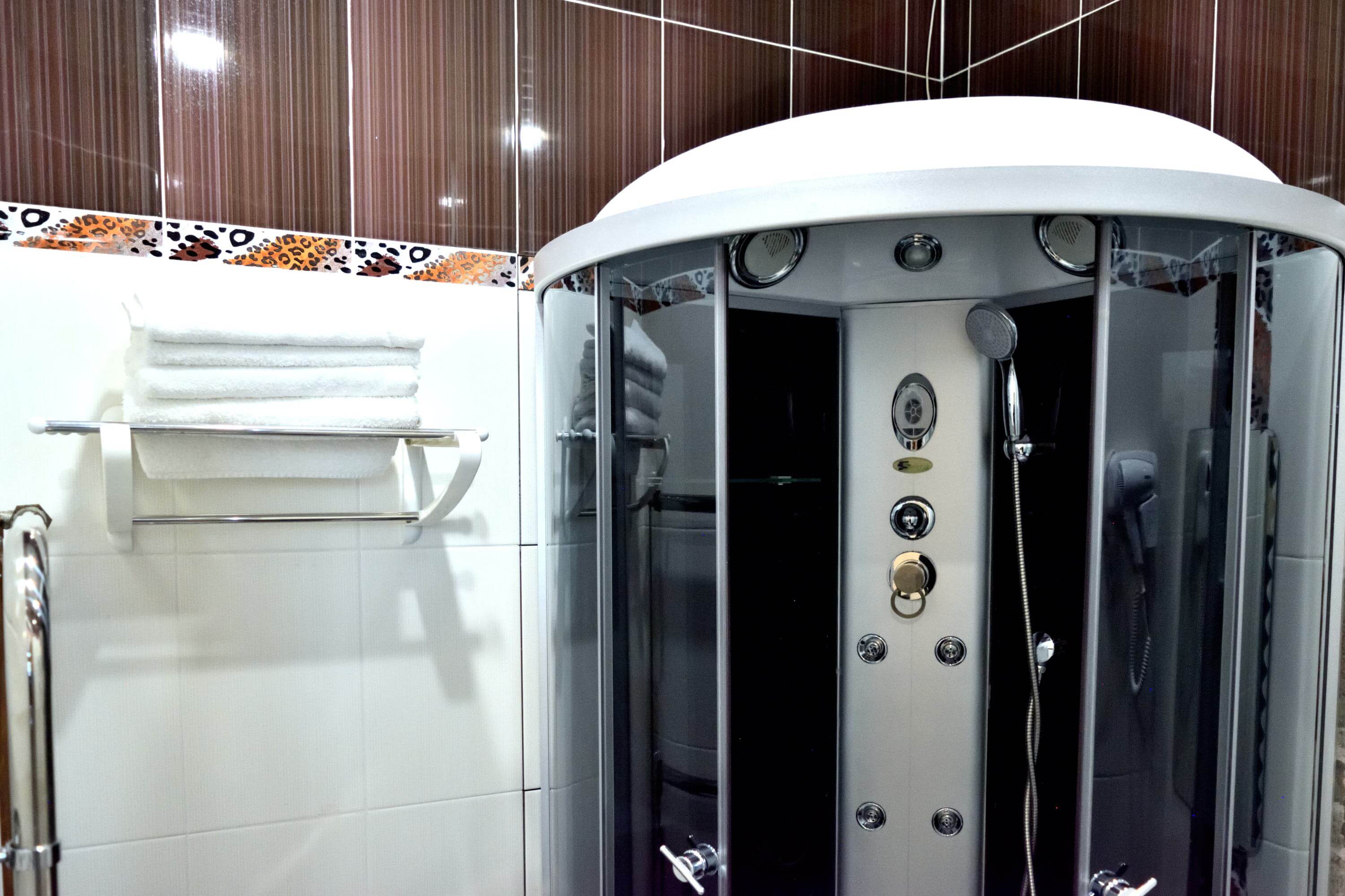 №10. Семейный номер с двуспальной кроватью и видом на Байкал