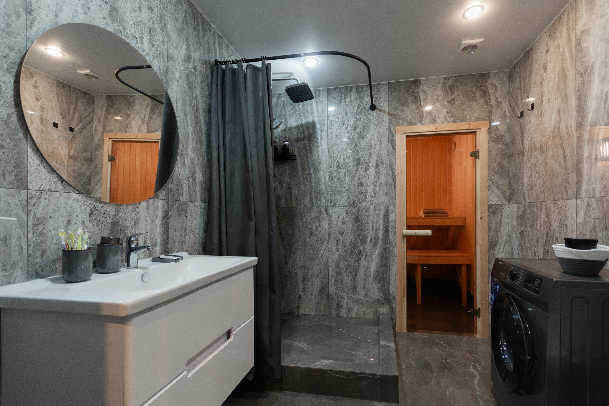 Семейный коттедж Делюкс с 3 спальнями, сауной, зоной мангала.