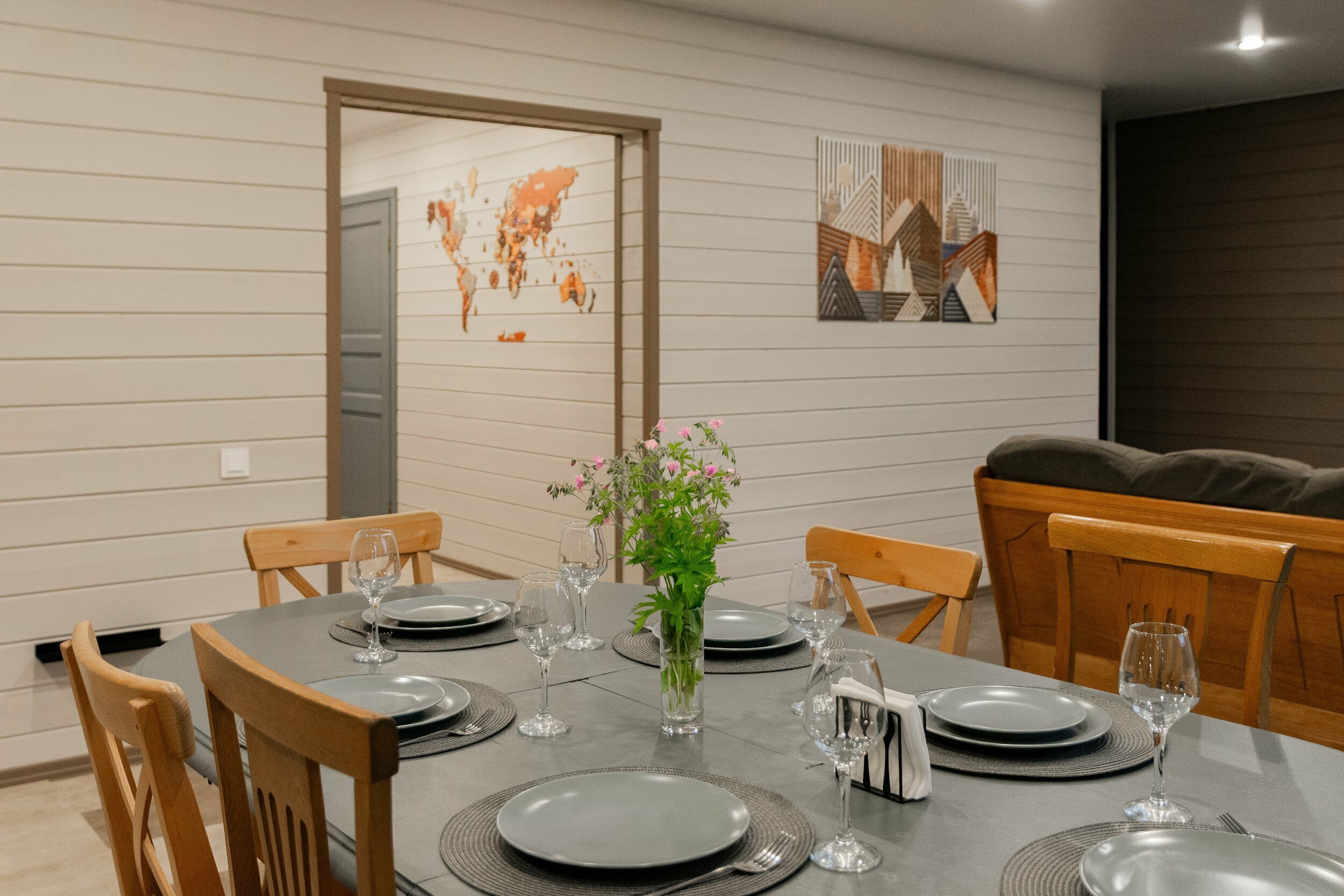 Семейный коттедж Делюкс с 3 спальнями, сауной, зоной мангала.