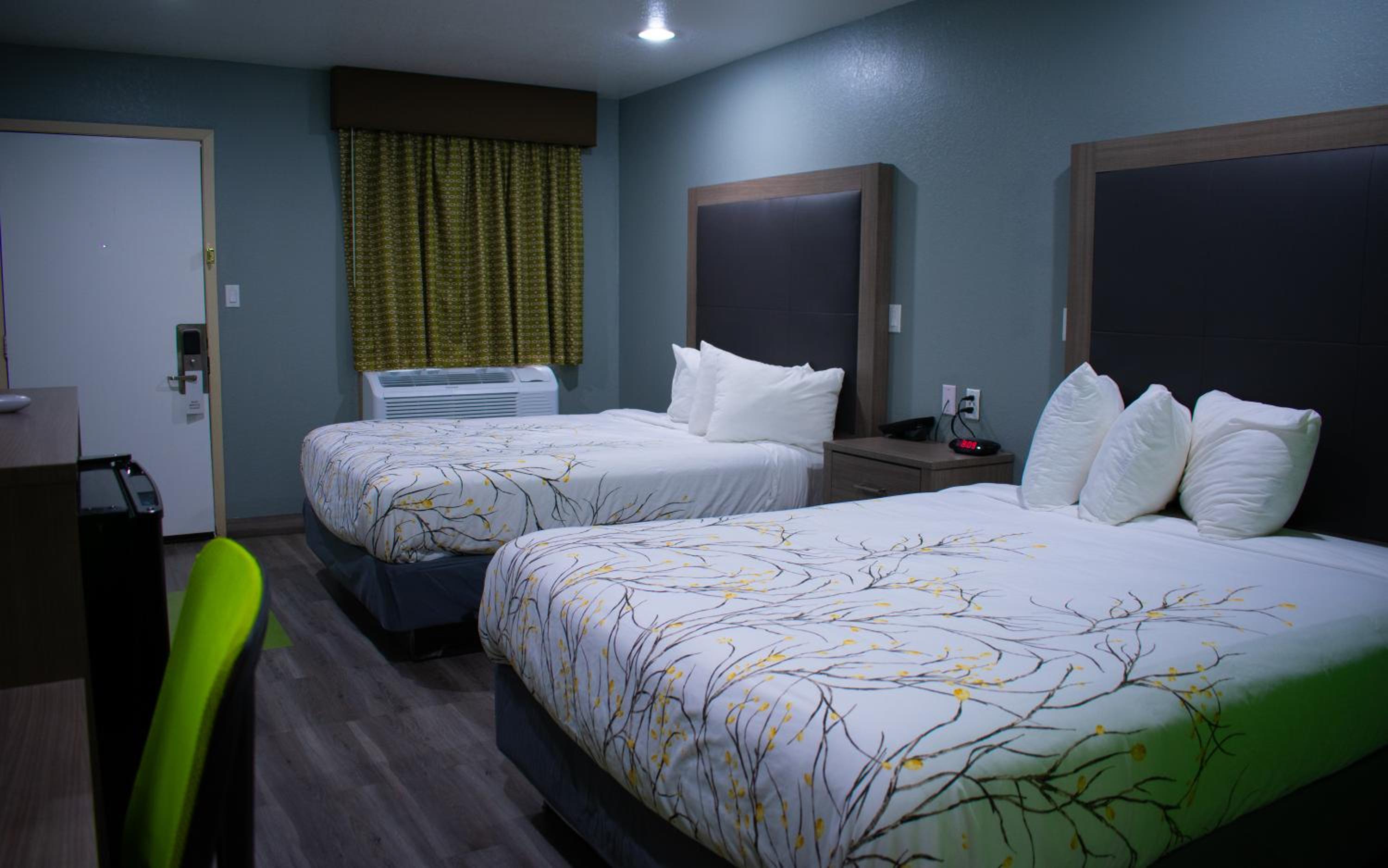 Queen Room with Two Queen Beds