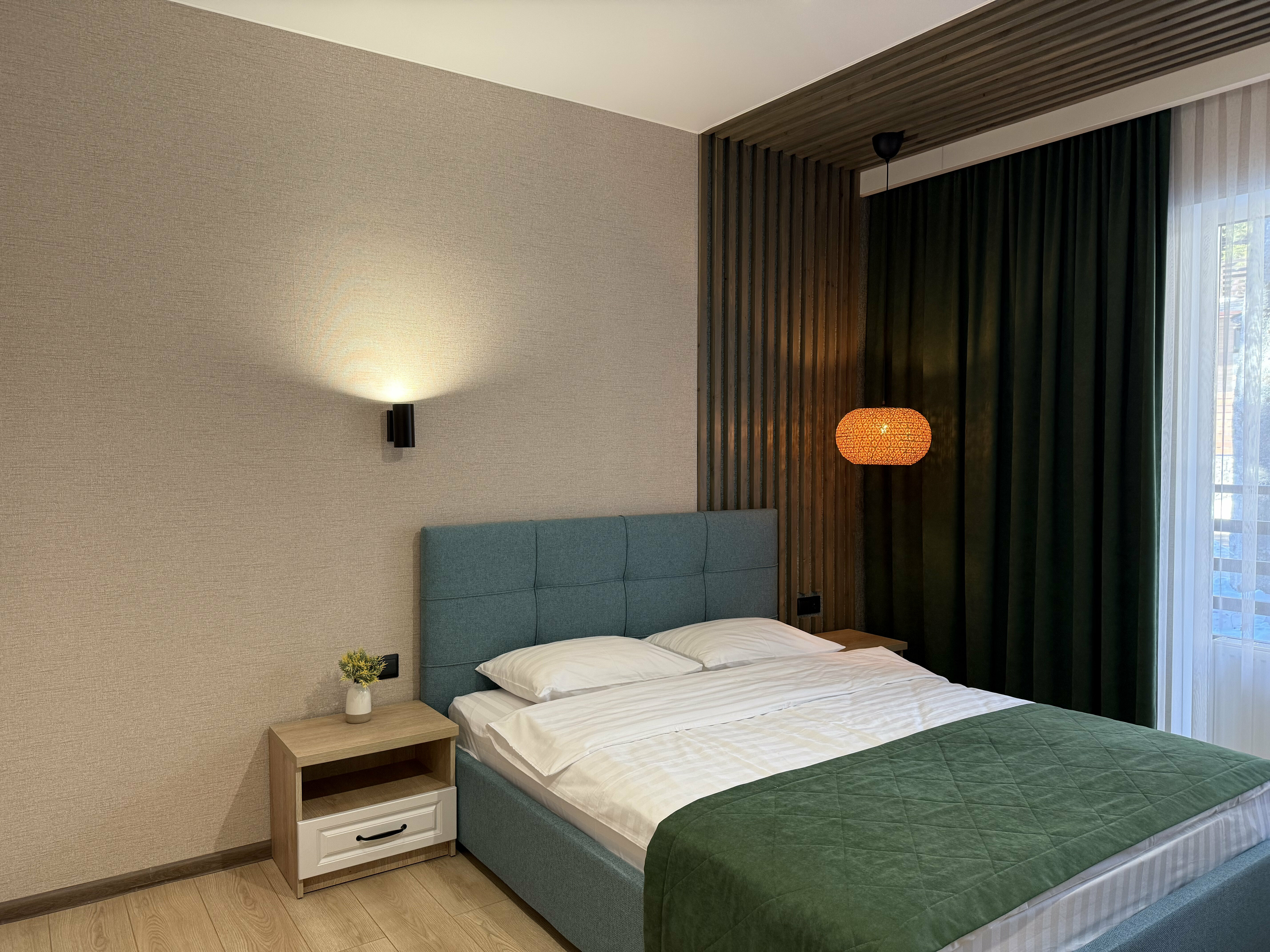 Cемейный номер с собственной ванной комнатой