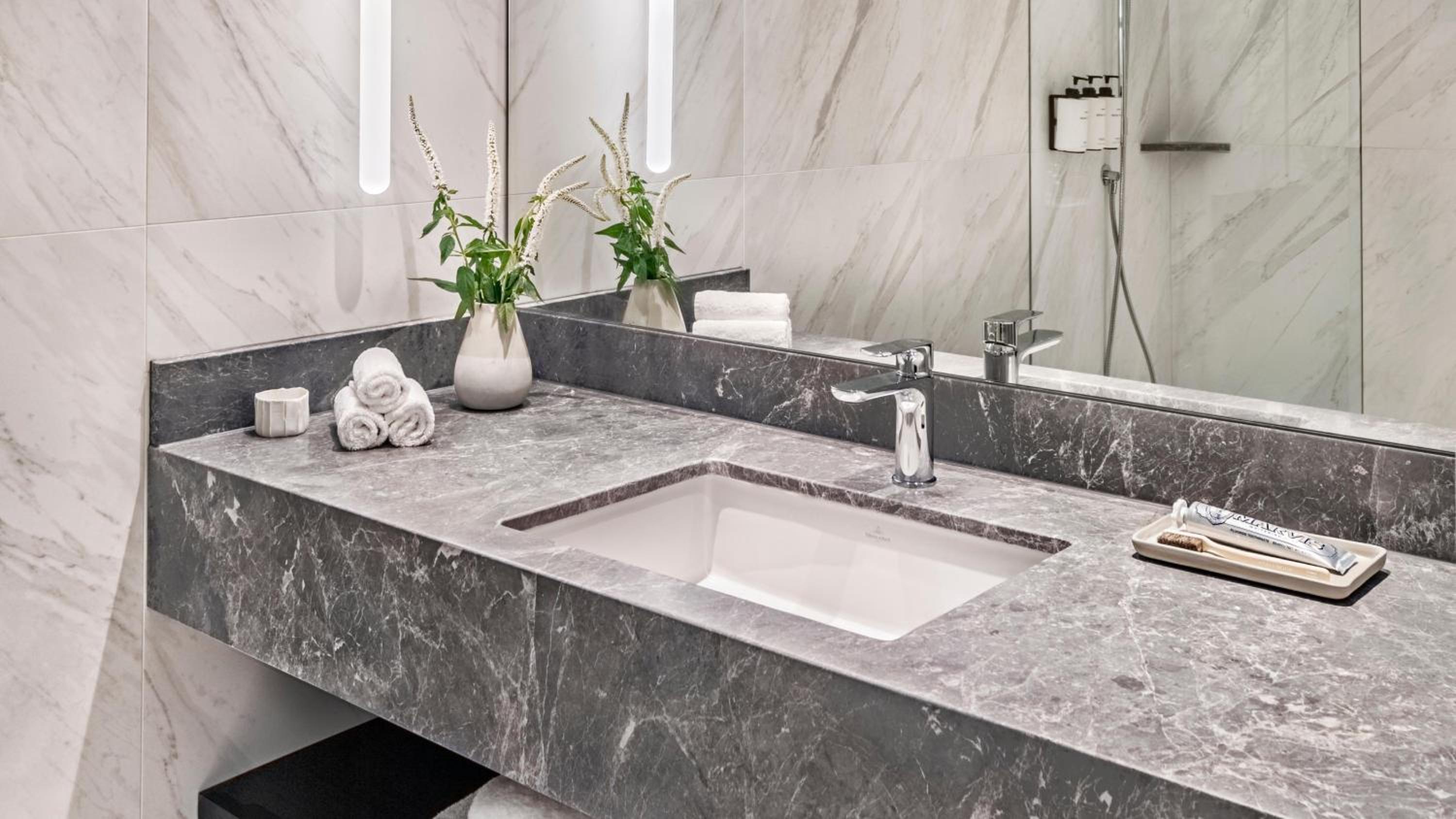 1 King East Harbor View