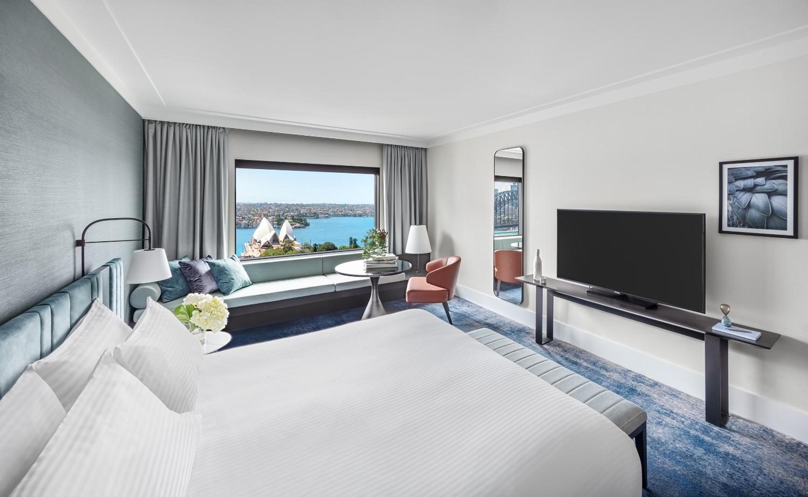 Classic King Room with Opera House View - High Floor