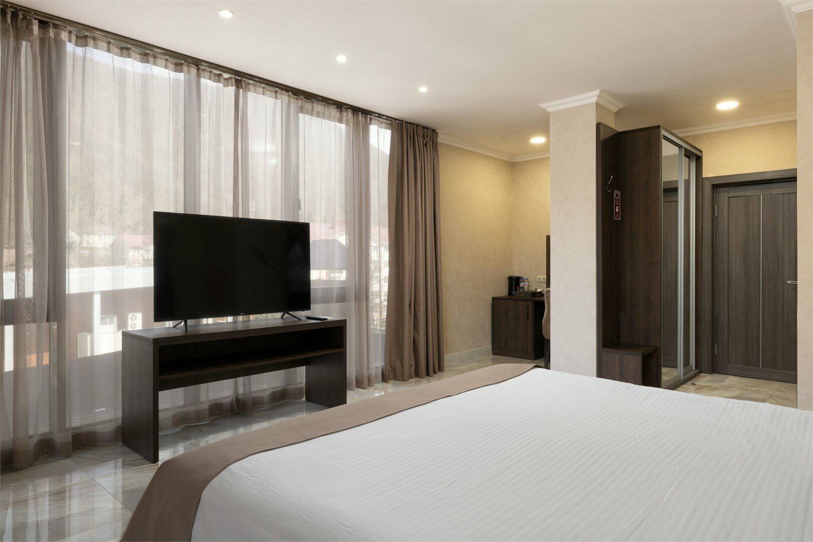 Делюкс с панорамными окнами