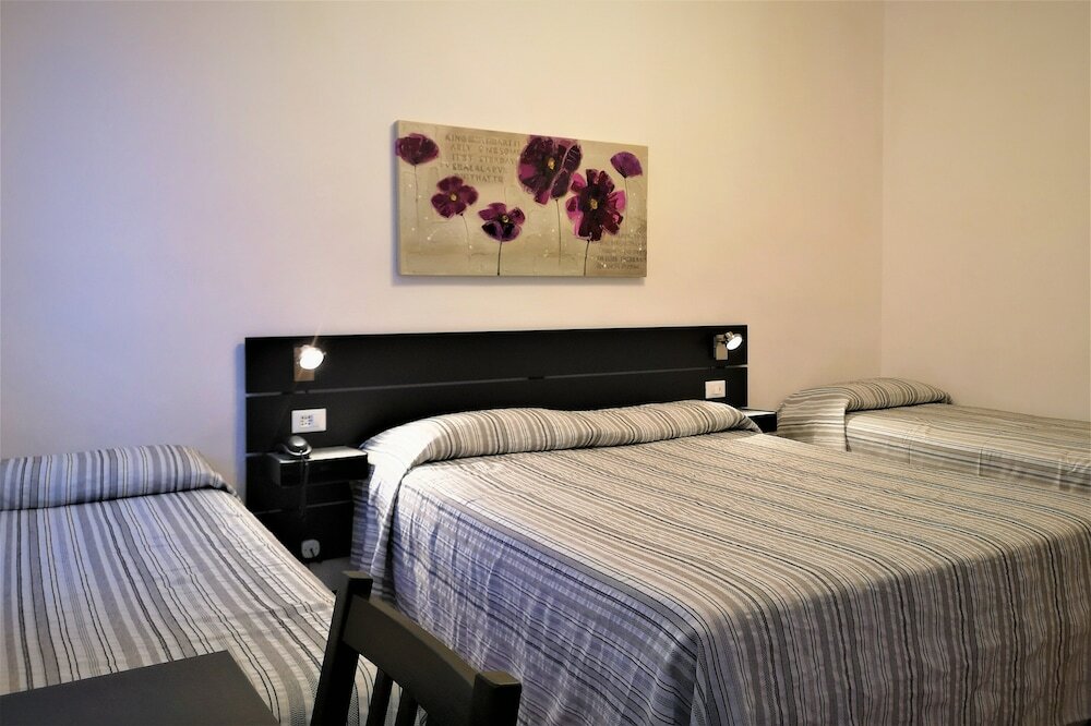 Standard Quadruple Room, Ensuite