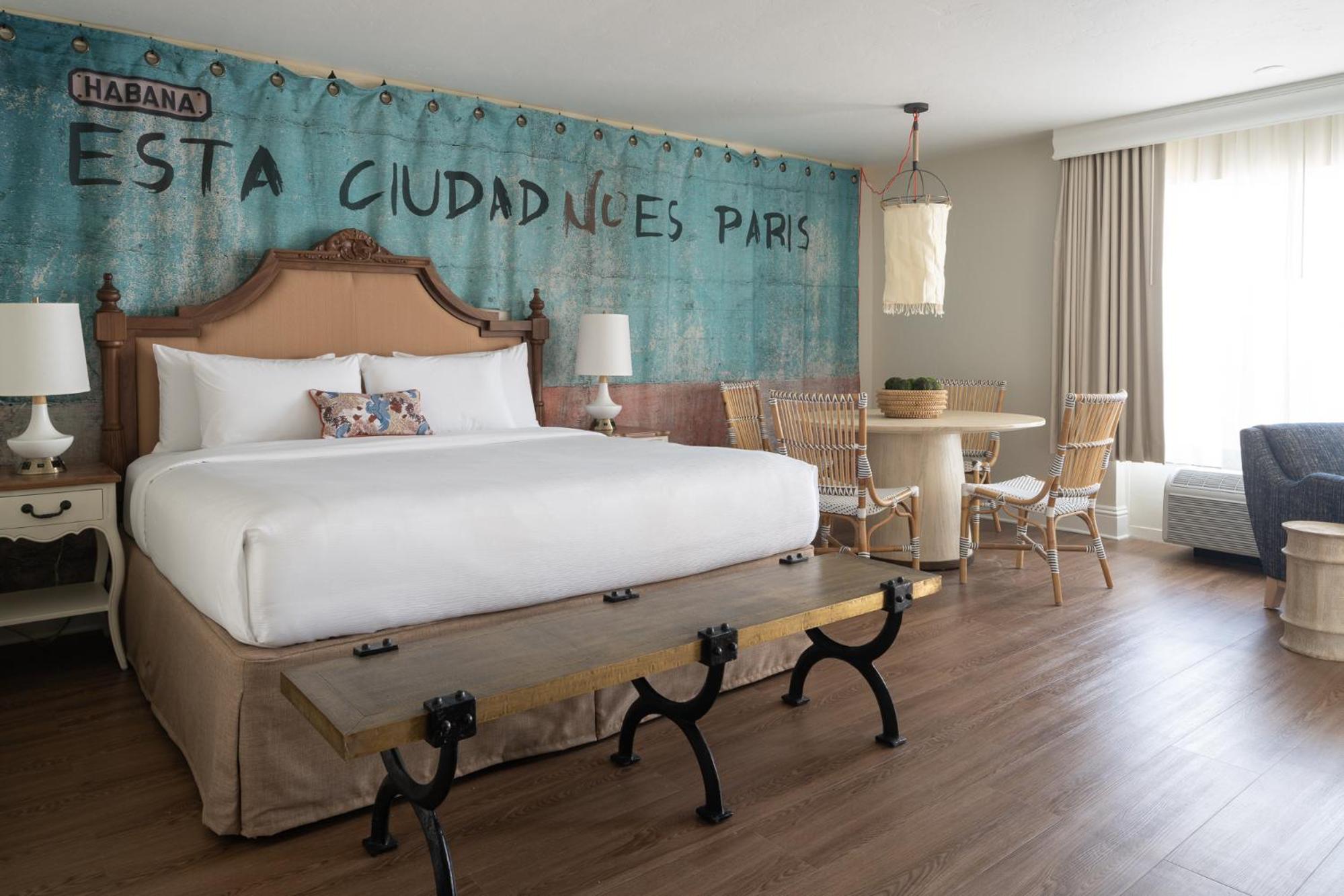 Studio 1 King Bed 1 Bunk Bed Gulf View Outdoor Space