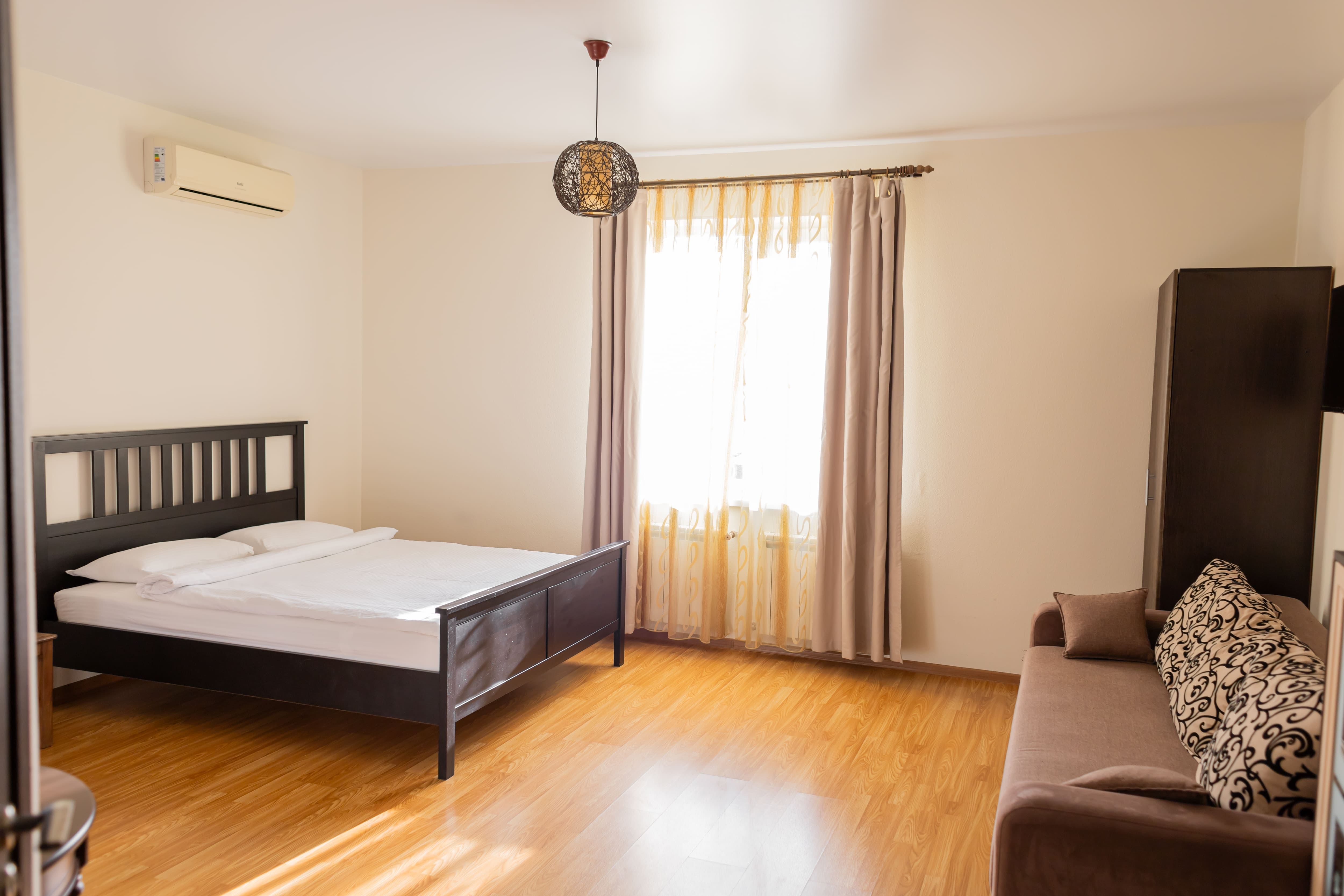 Стандарт с кухней, вид на бассейн (2-3 этаж), до 4-х гостей