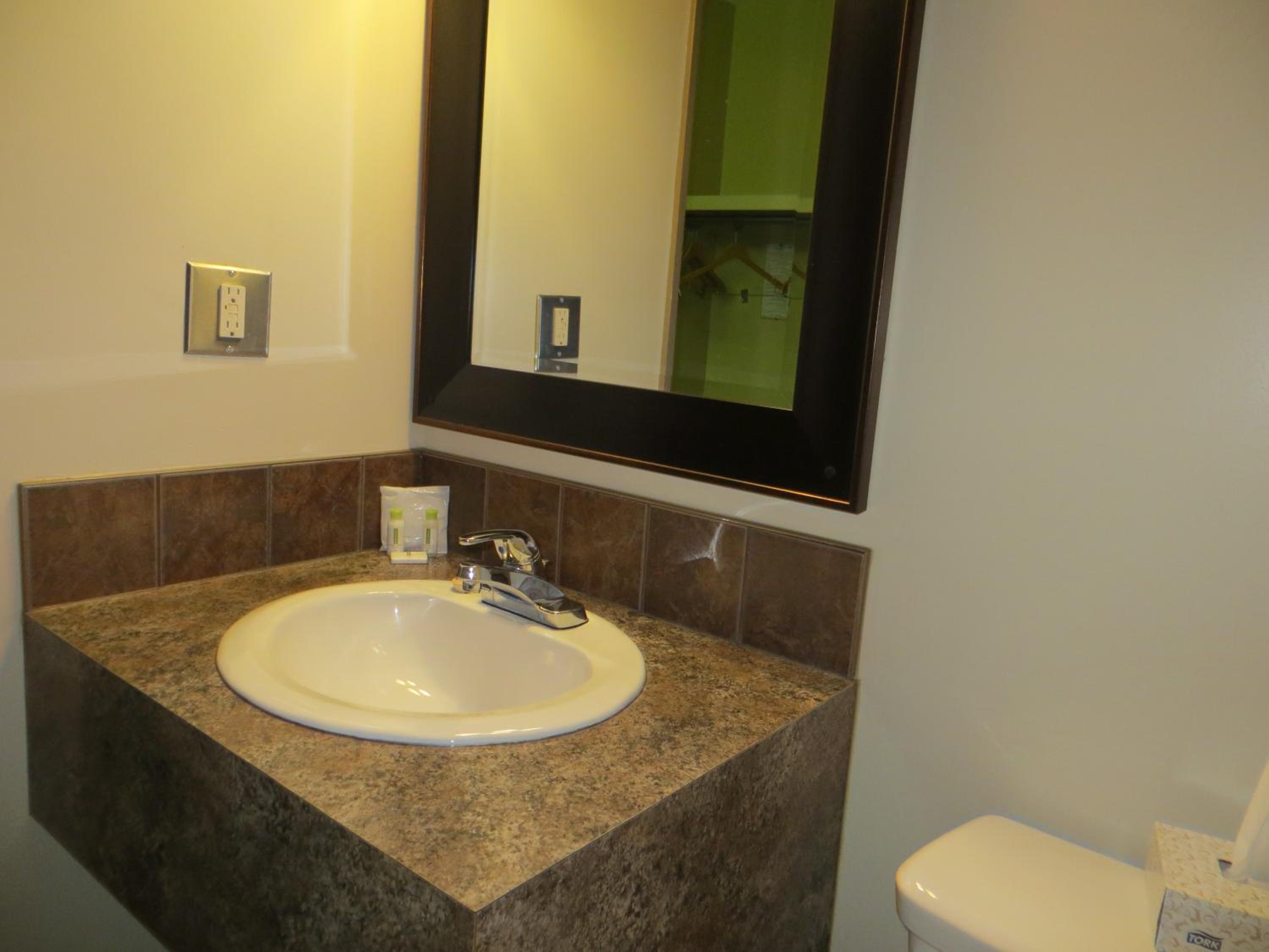 Double Room with Two Double Beds - Non-Smoking