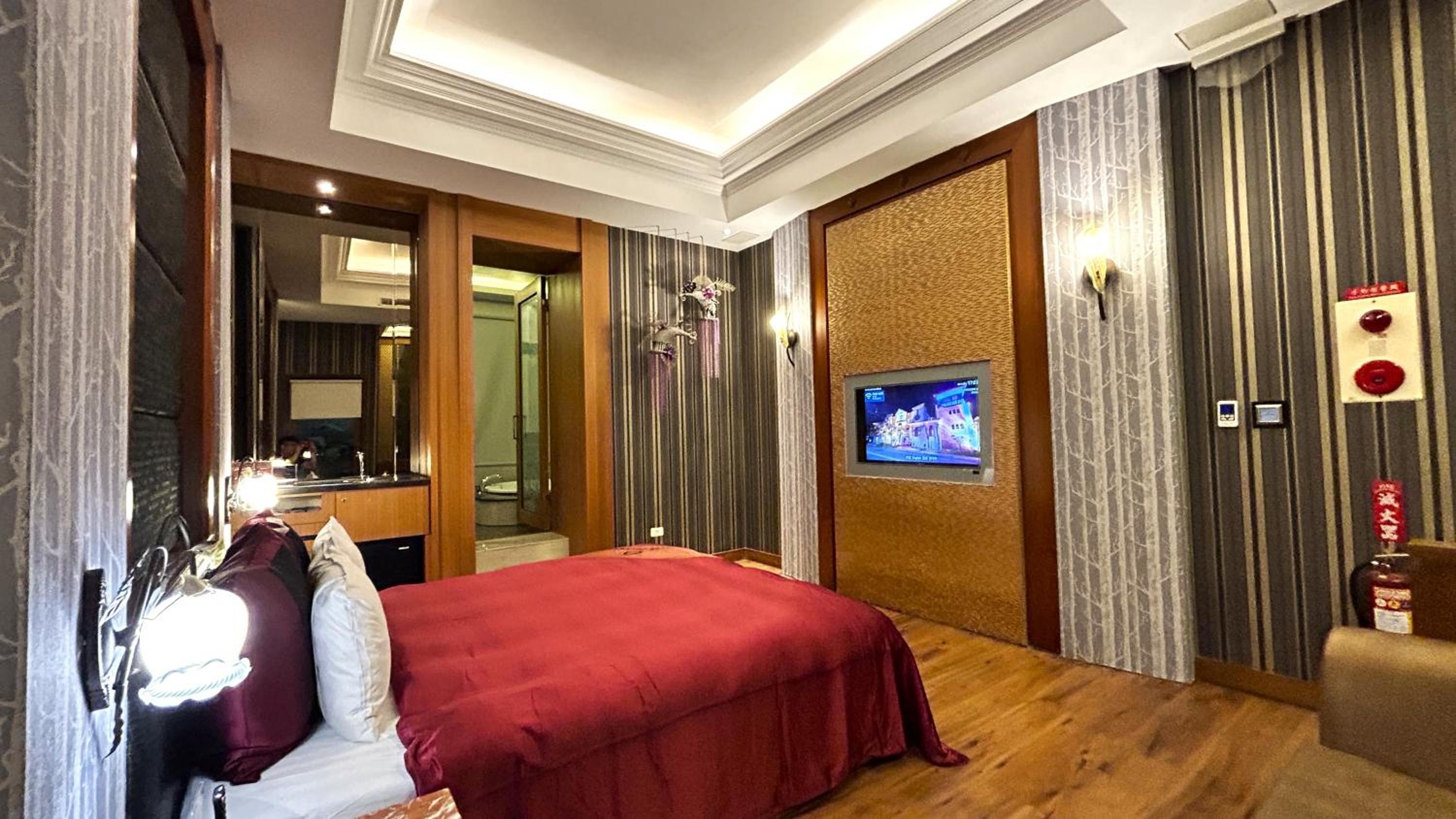 Double Room (Check-in after 16:00)