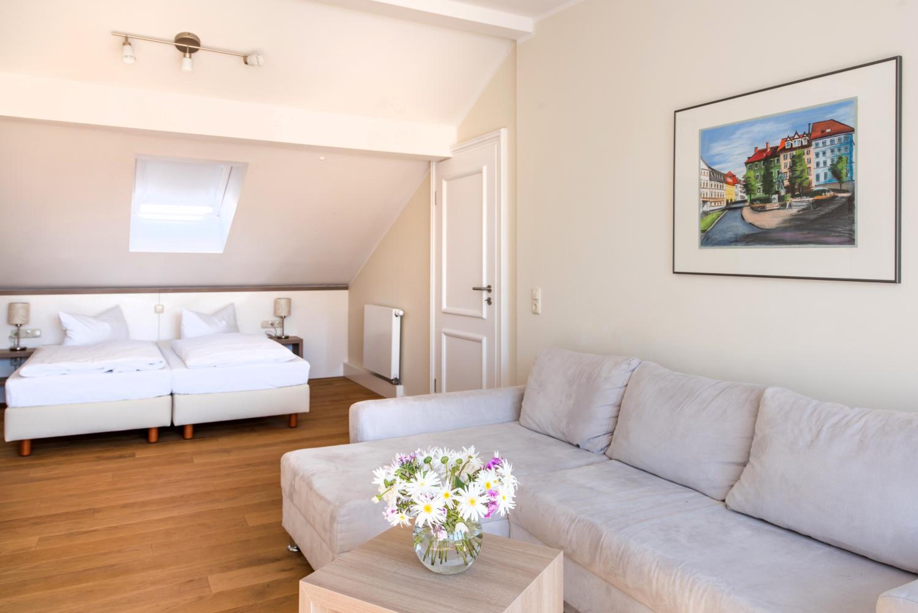 One-Bedroom Apartment (4 Adults)