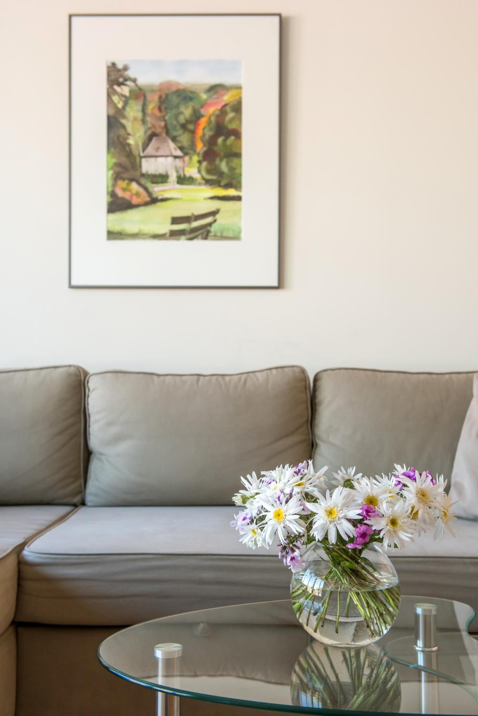 One-Bedroom Apartment (4 Adults)