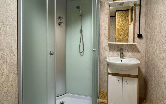 Двухместный номер с 2 отдельными кроватями и душем