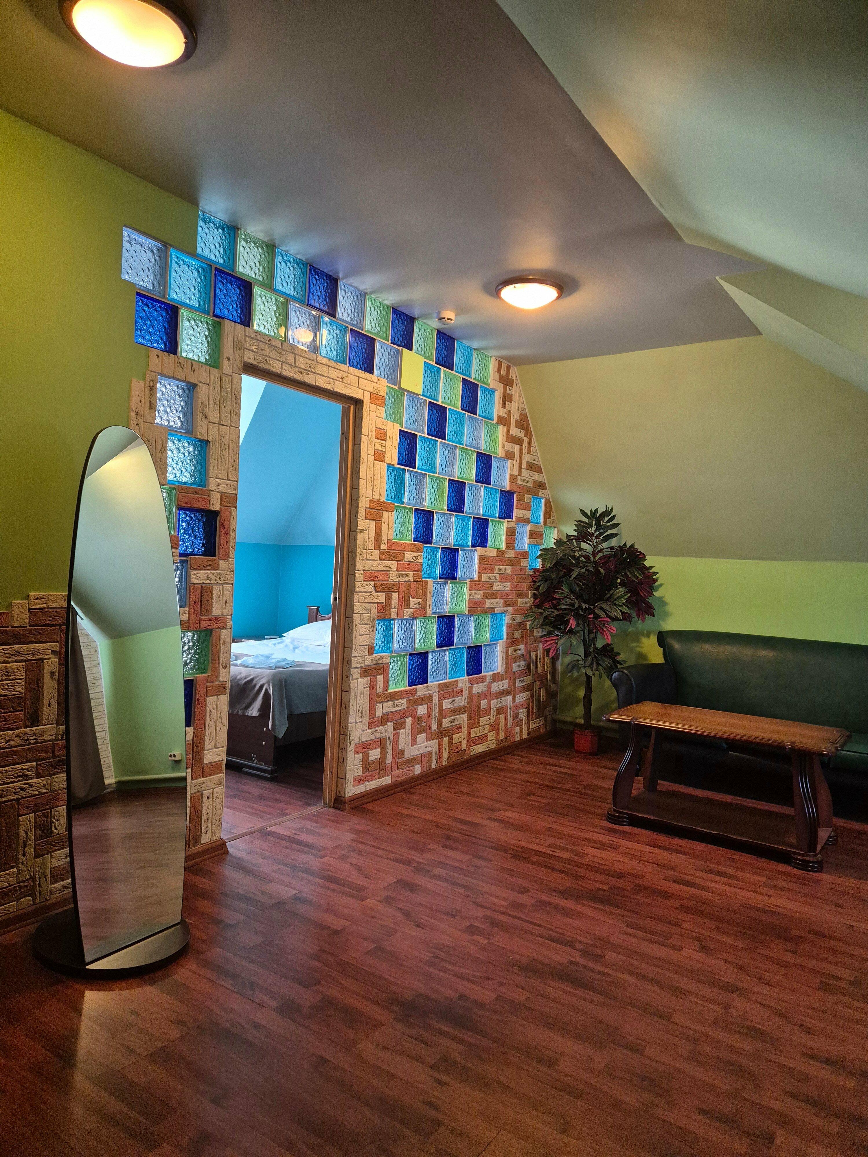 Полулюкс Делюкс