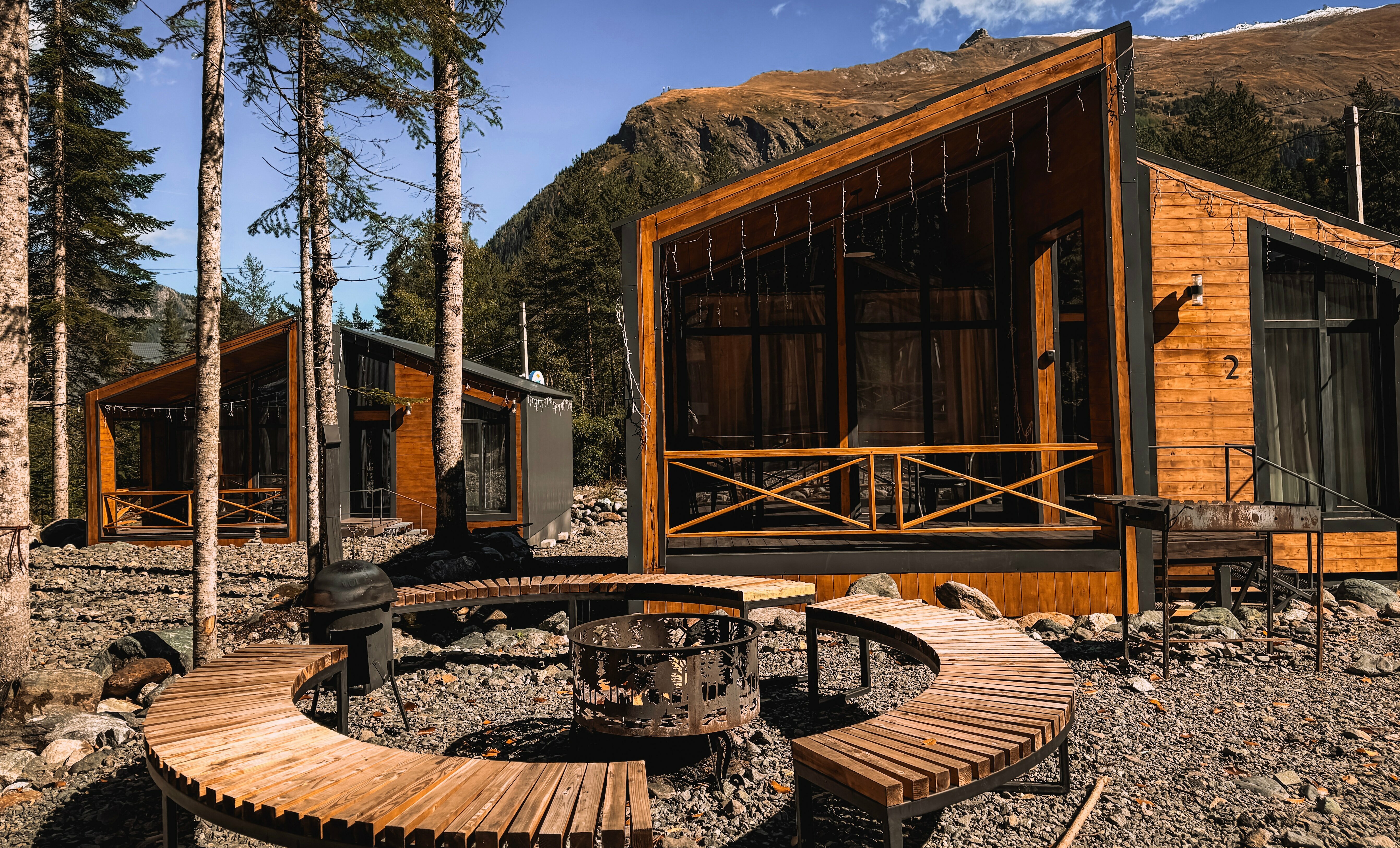 Семейный номер с видом на горы