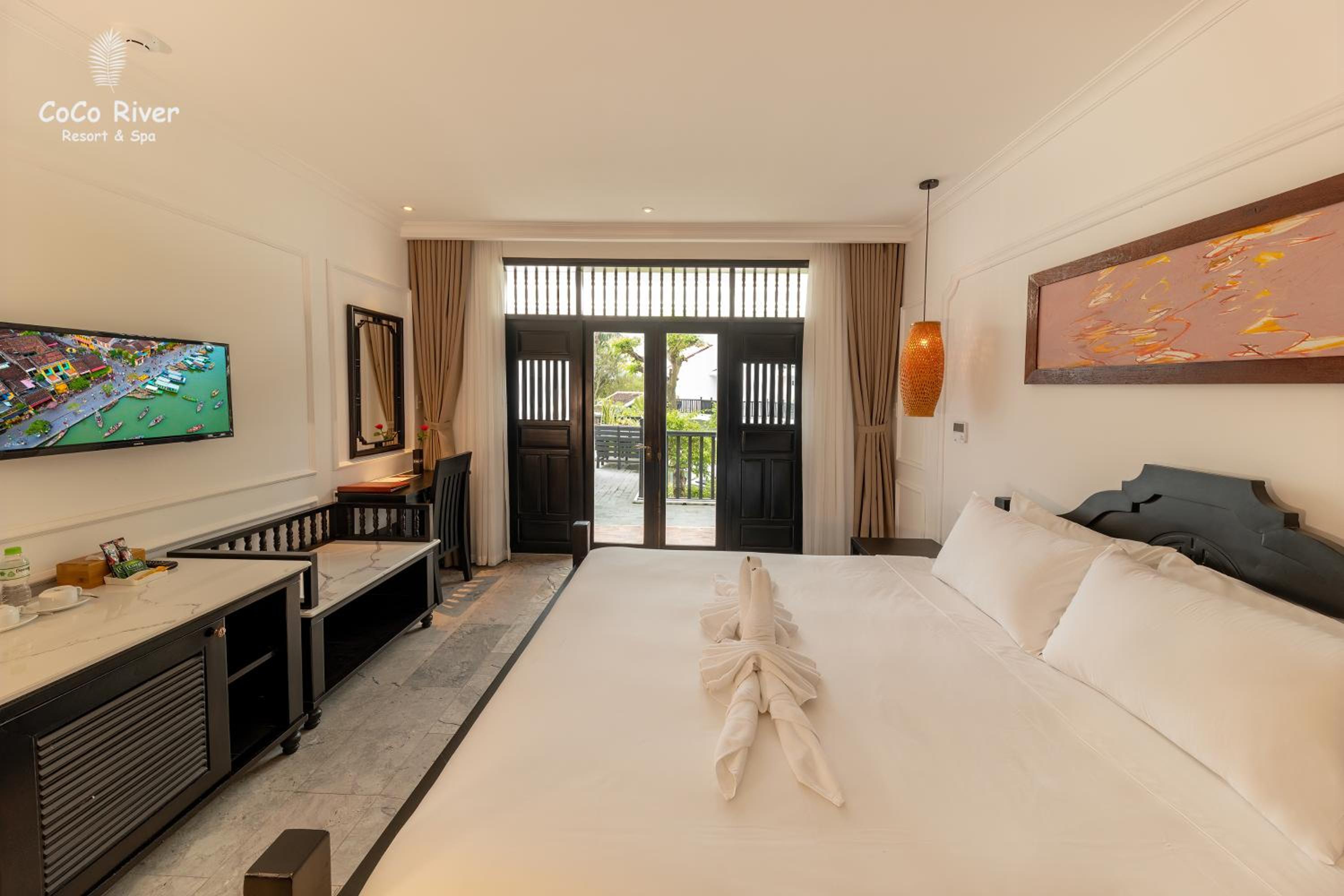 Deluxe Double Room with Garden View