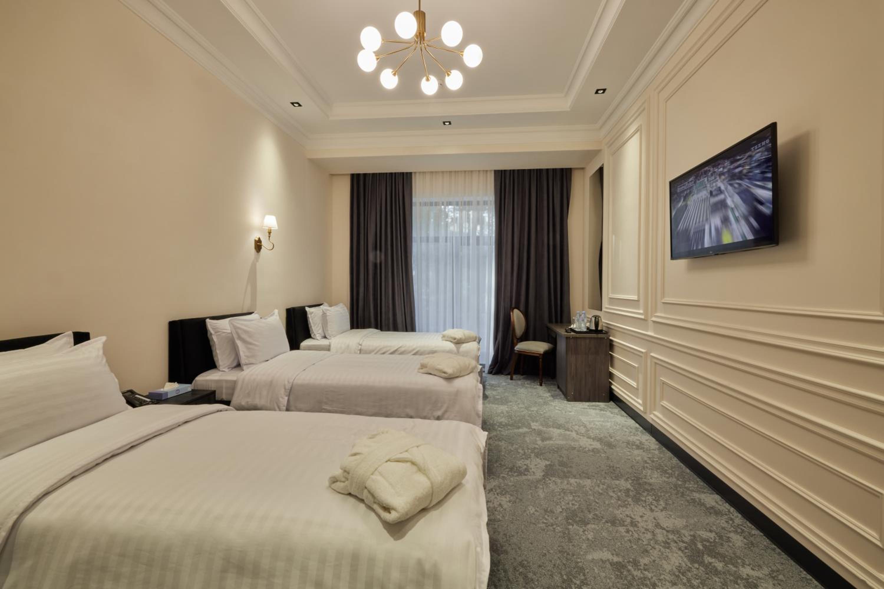 Comfort Triple Room