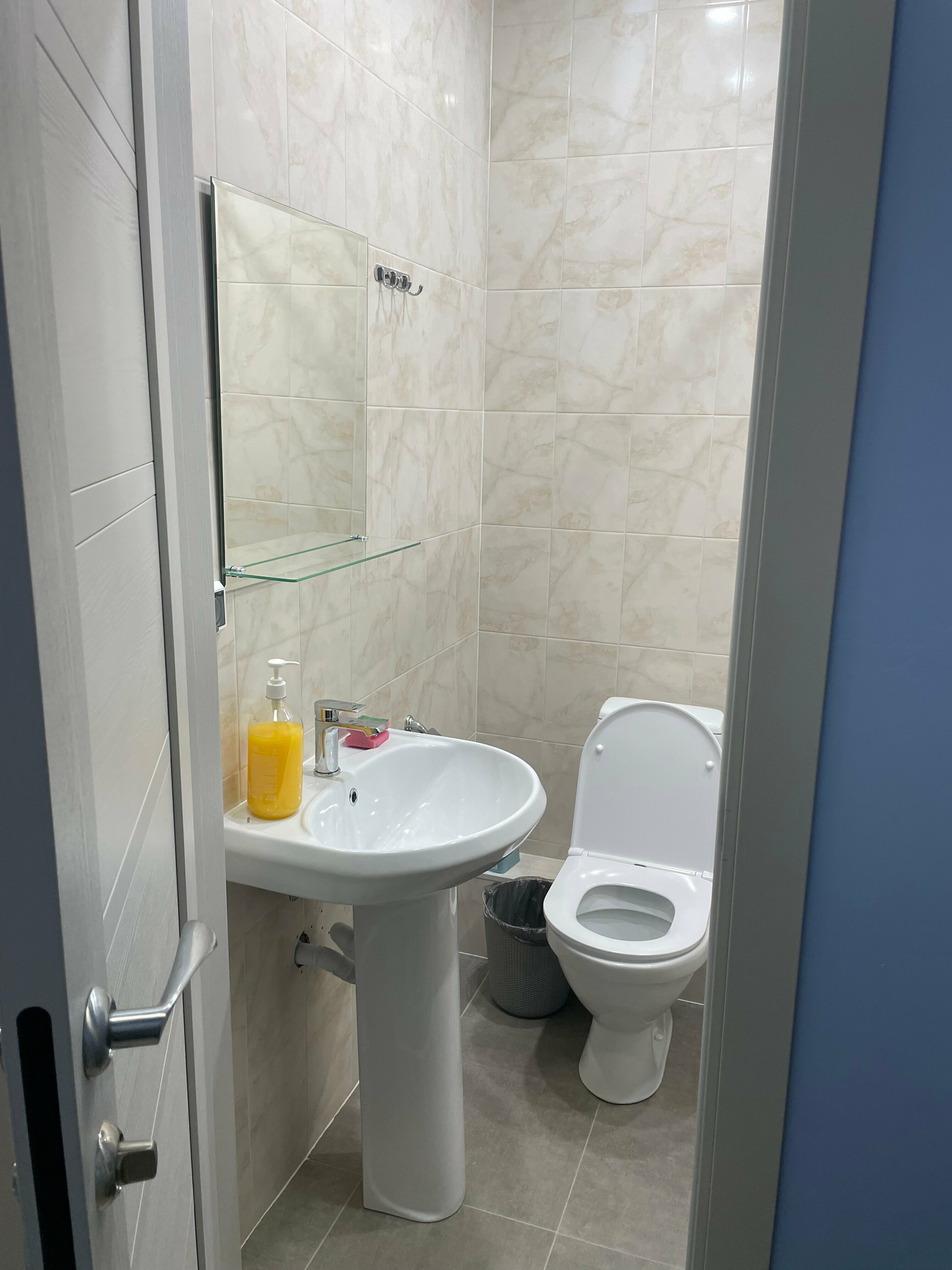 Мужской комфортабельный номер полулюкс рядом с м Бауманская