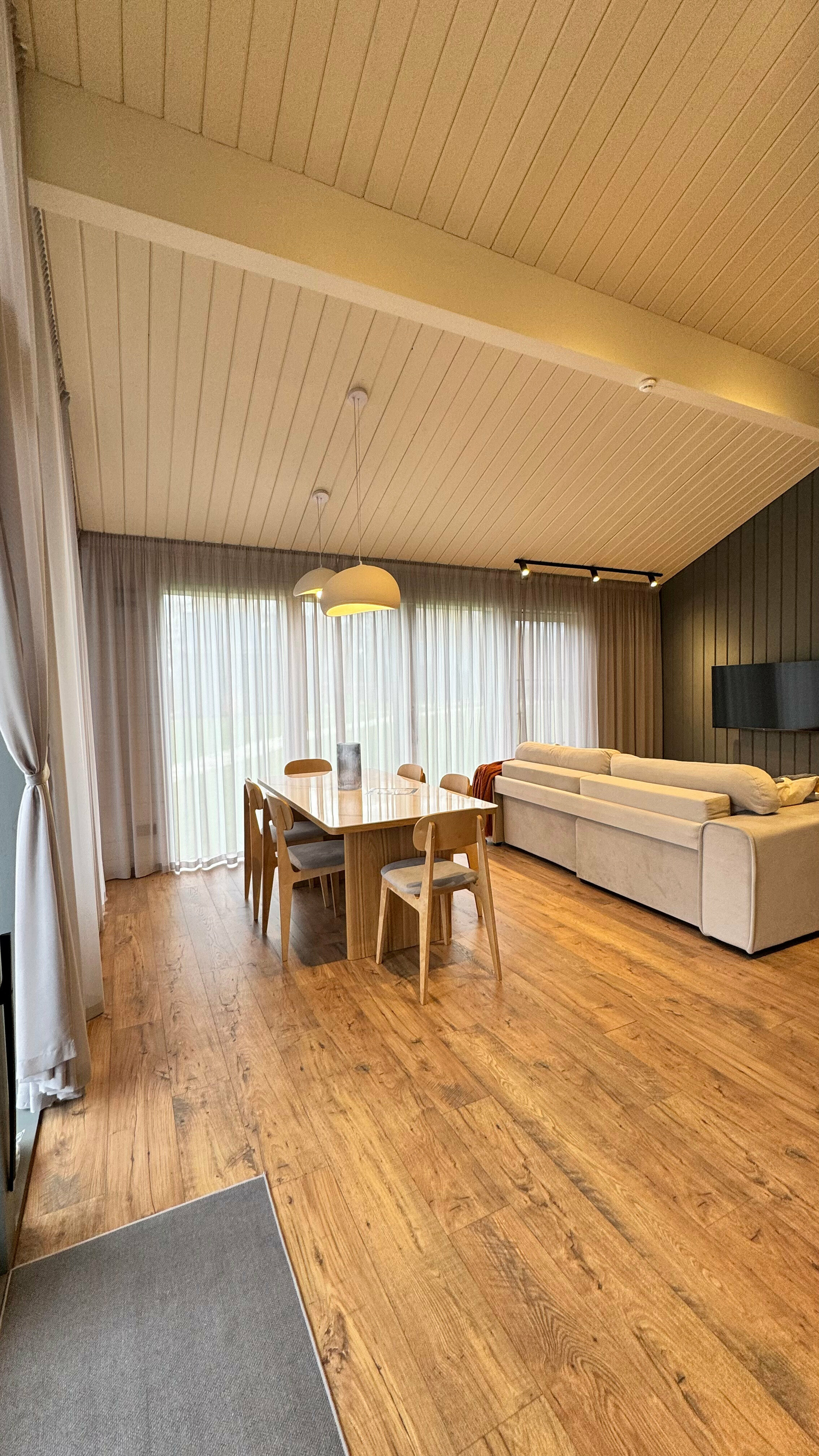 Коттедж Люкс