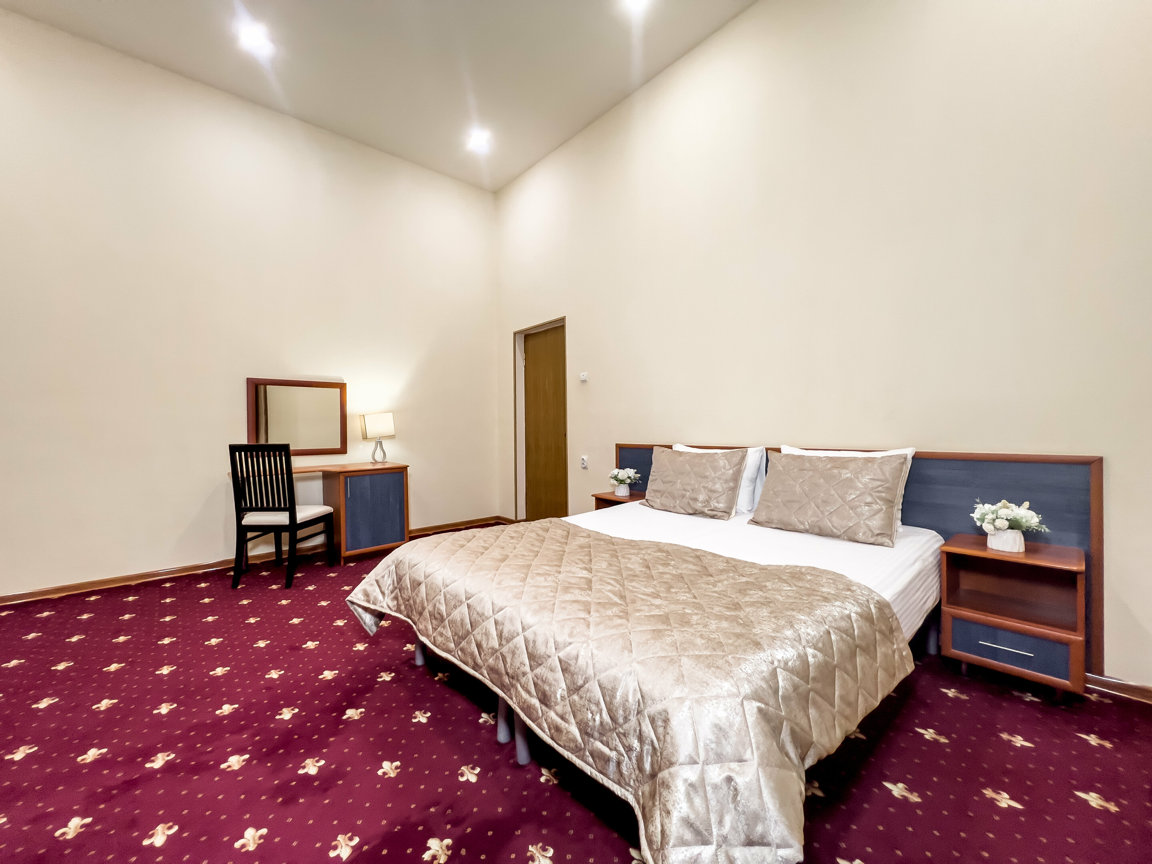 Двухкомнатный номер VIP с террасой и видом на море