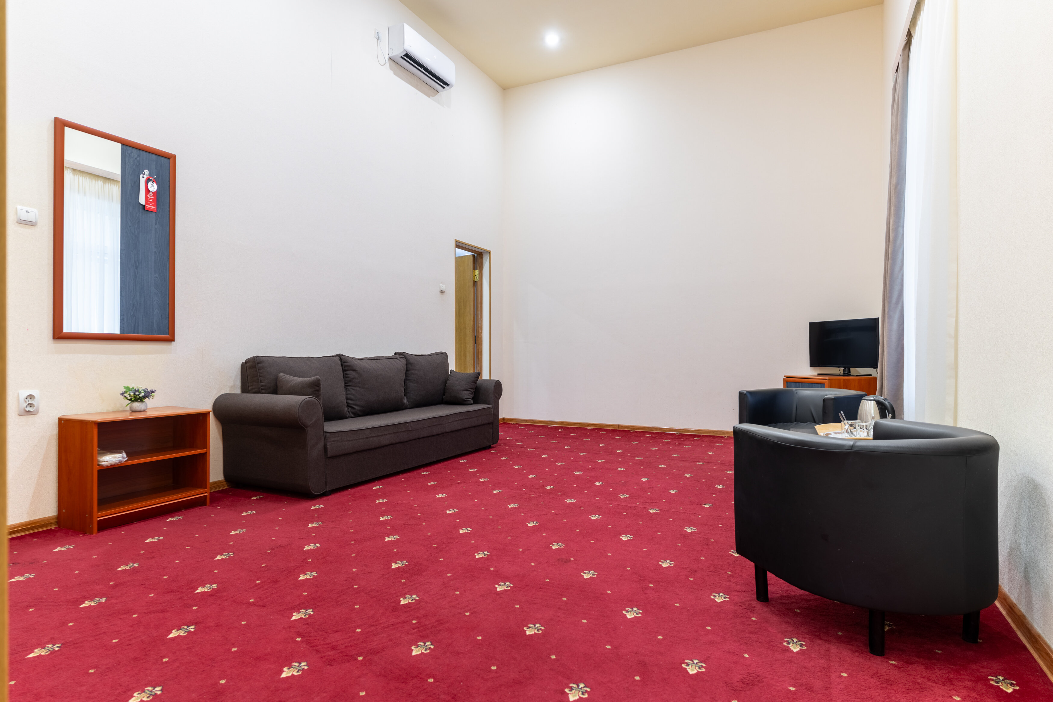 Двухкомнатный номер "Люкс"