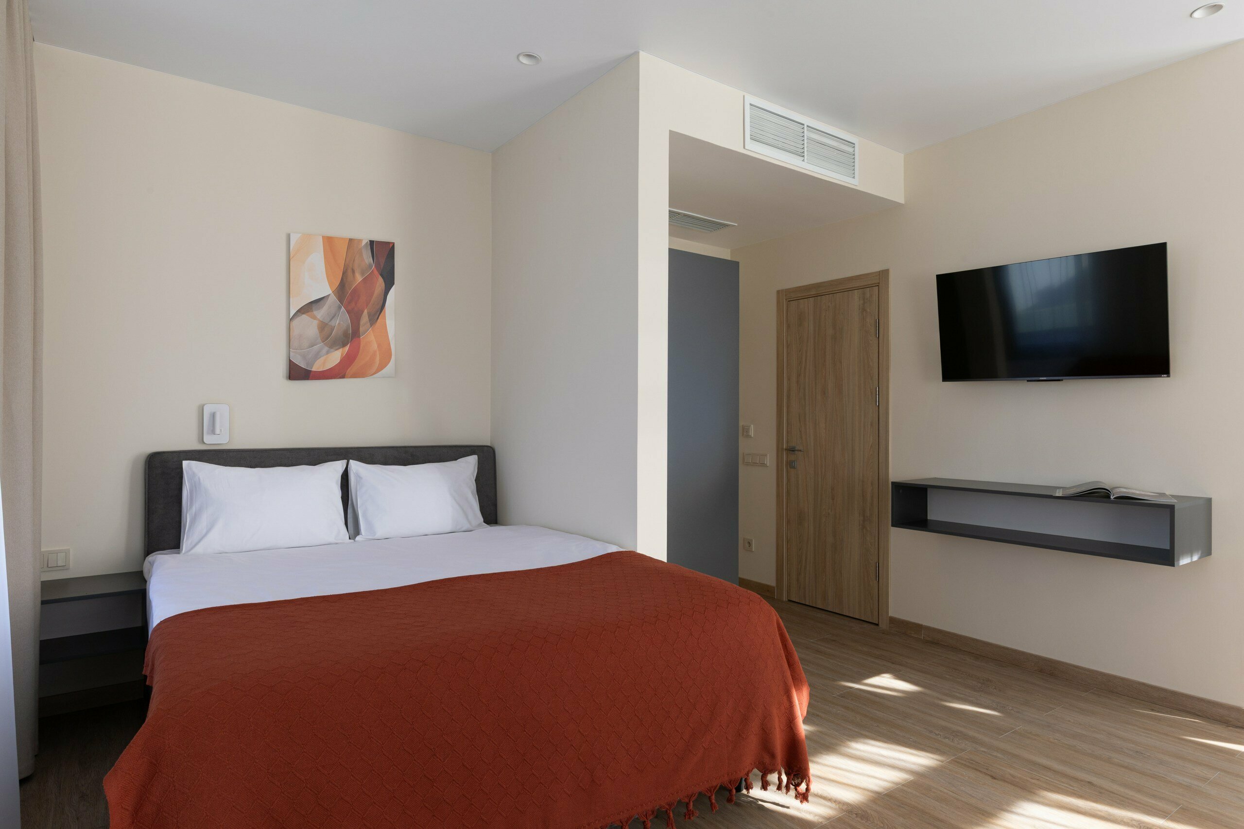 Студия Никольская с видом на Кремль